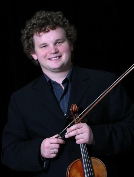 Anton Shelepov • Violin