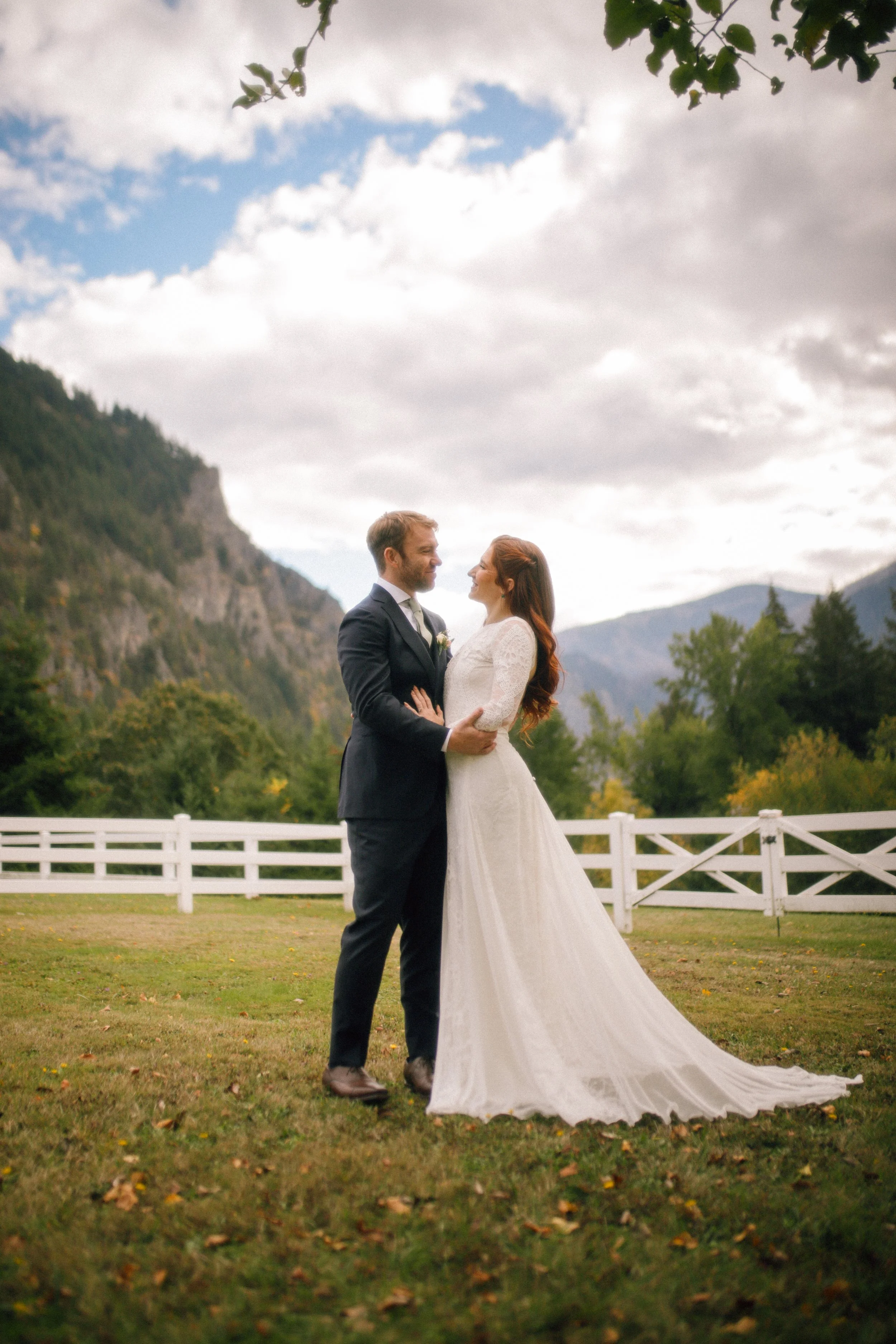 Izzy Jon-10-26-Wedding.jpg-139.jpg