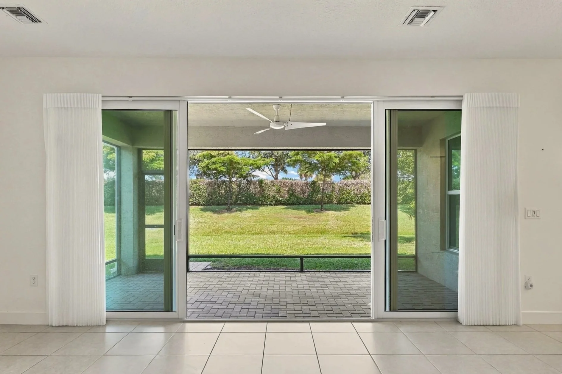 Relaxing living are with lanai view