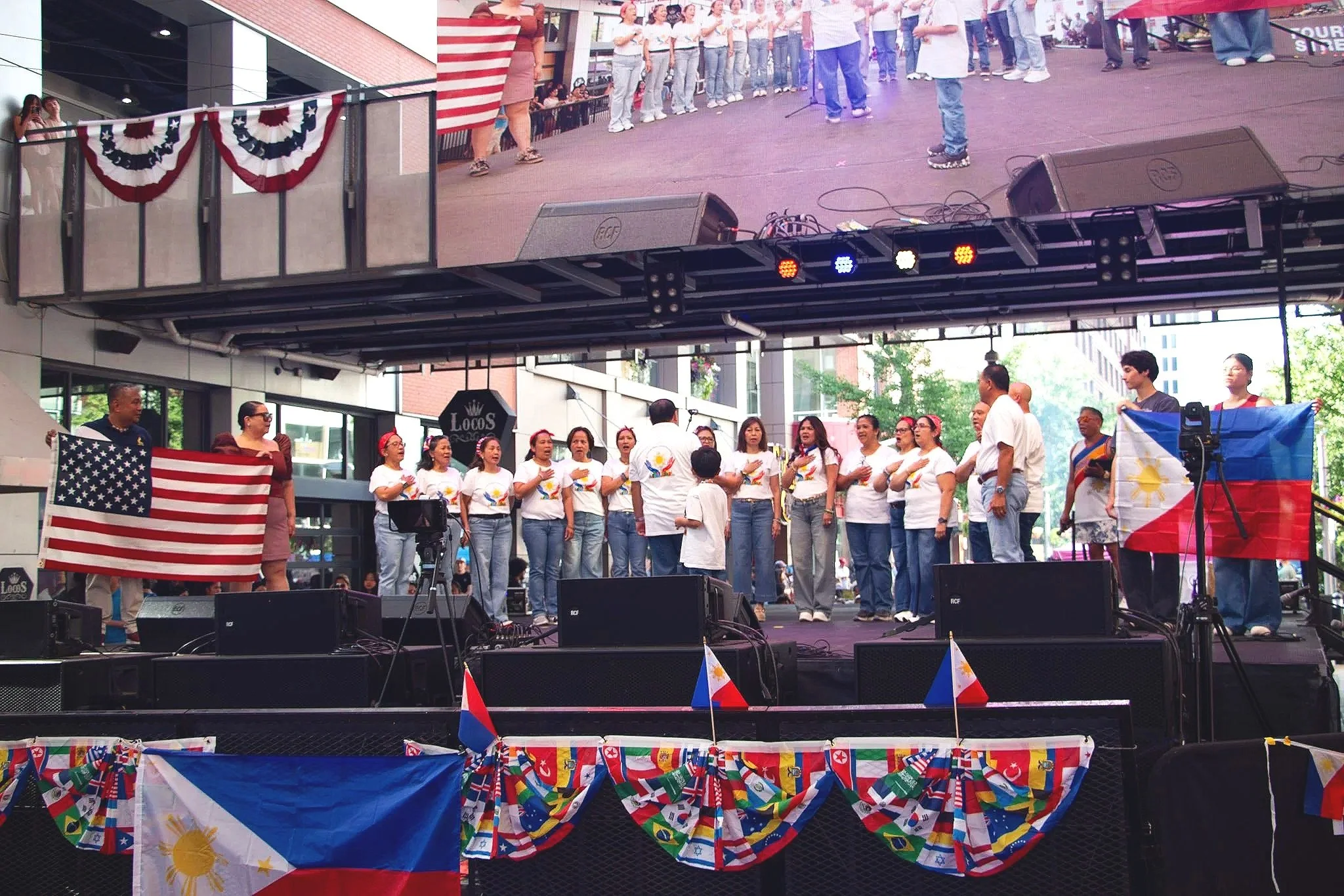 Louisville Filipino Chorale Ensemble sings the Philippine National Anthem. (Photo by McKenzie Gary, 2026.)