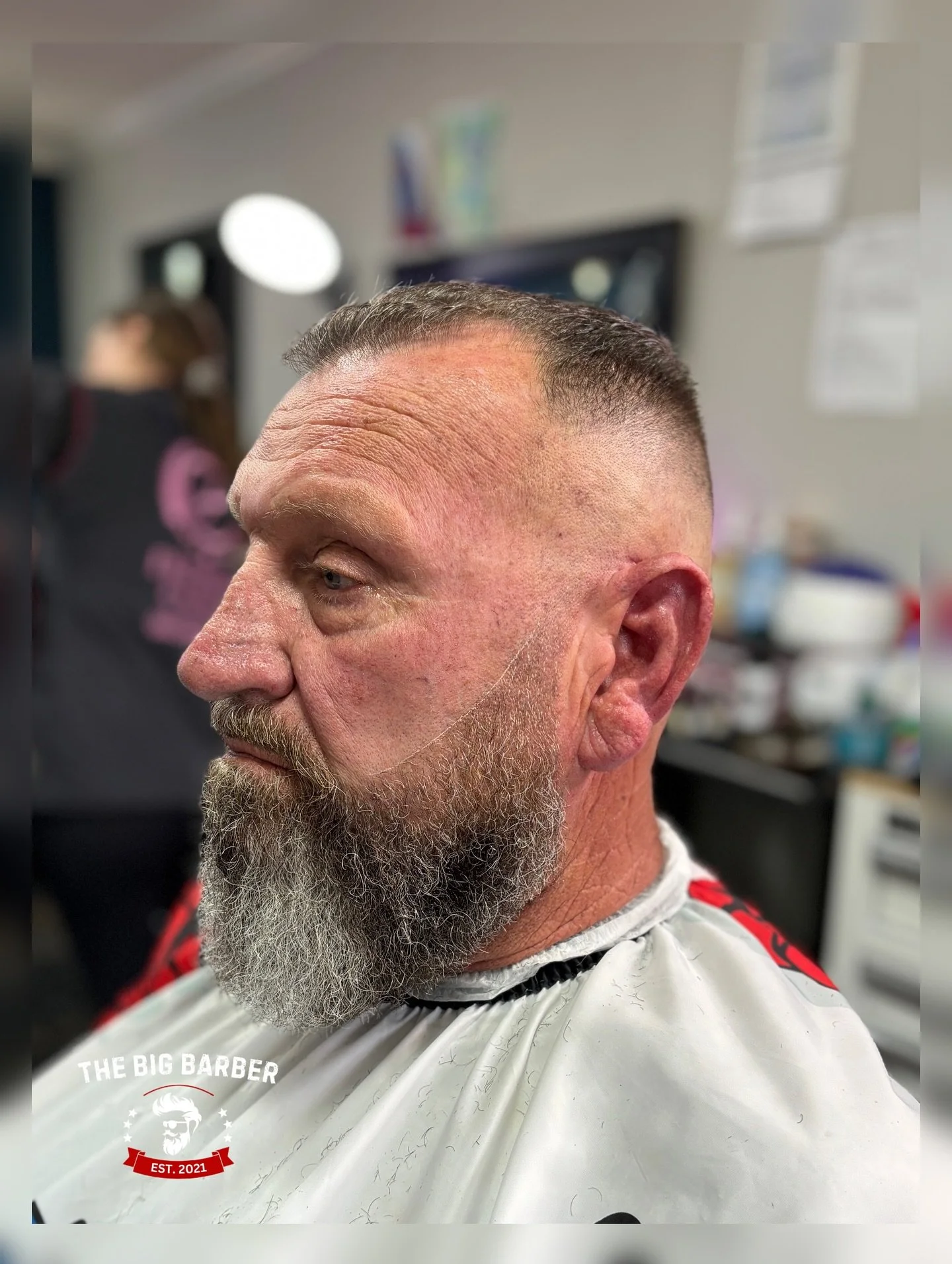 Got a beard? Want it to not suck? Click the link in my bio

#knoxville #knoxvillebarber #knoxvillebarbers #knoxvillebarbershops #knoxvillebarbershop #barberknoxville #barbershopknoxville #barber #barbershop #tennesseebarber