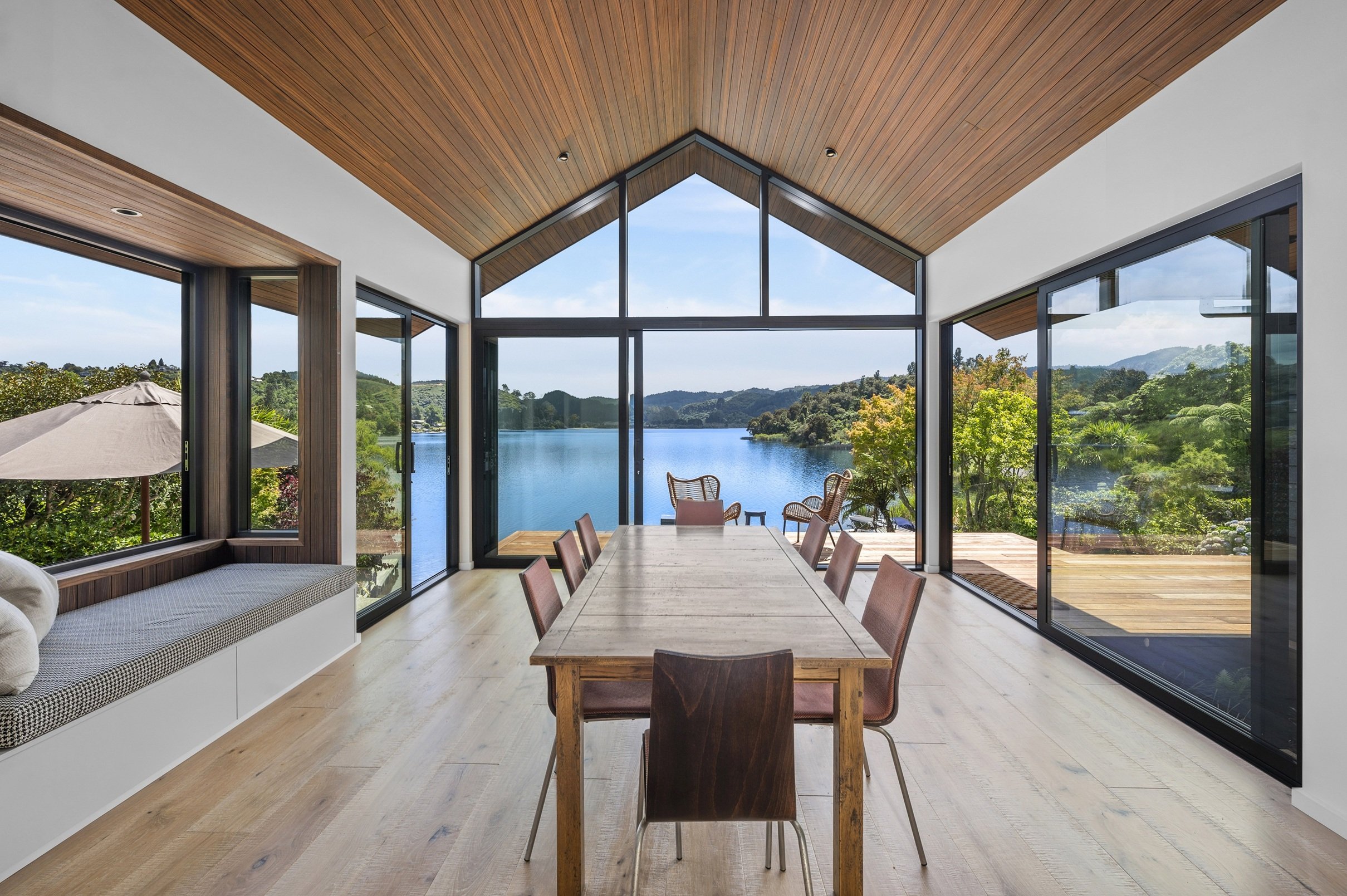 Acacia Rd - Window Seat.jpg