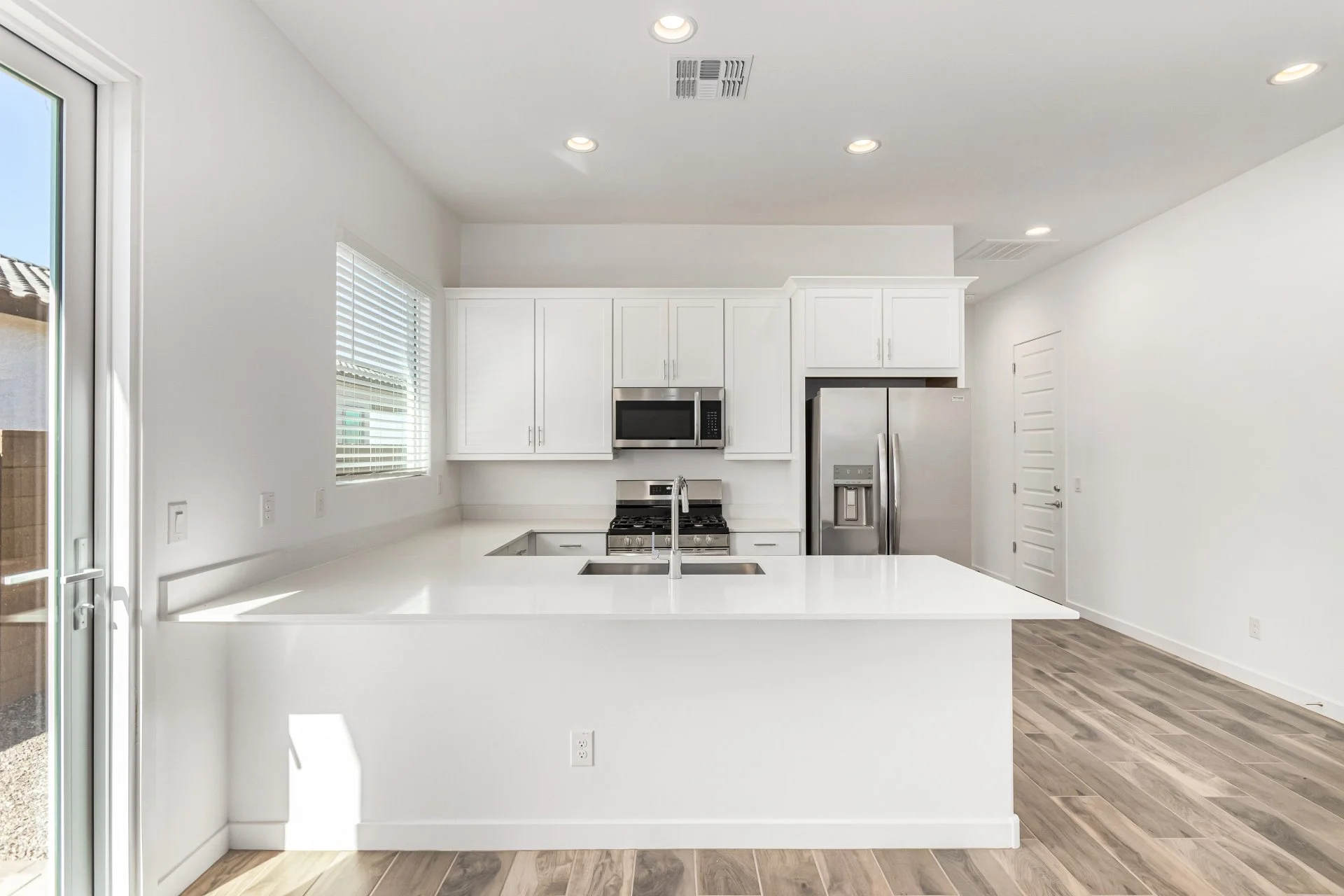 25-Lucky Horseshoe.jpg