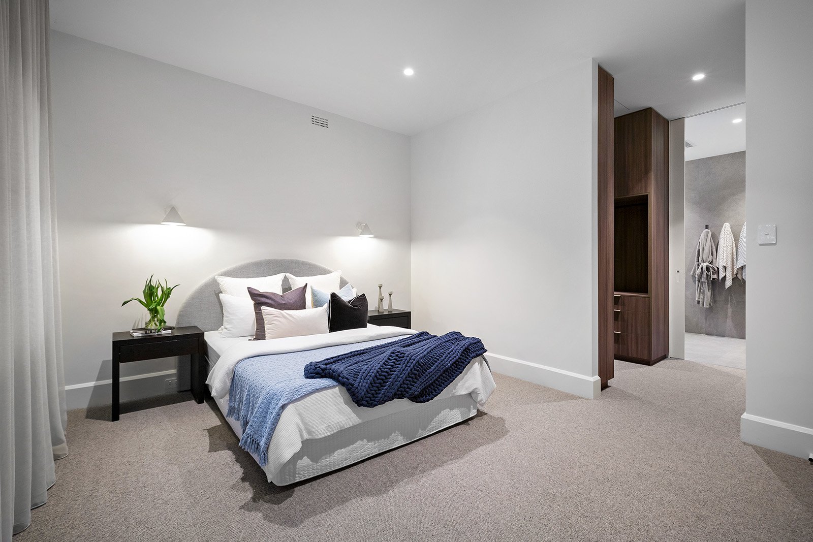 4-Bedroom.jpg
