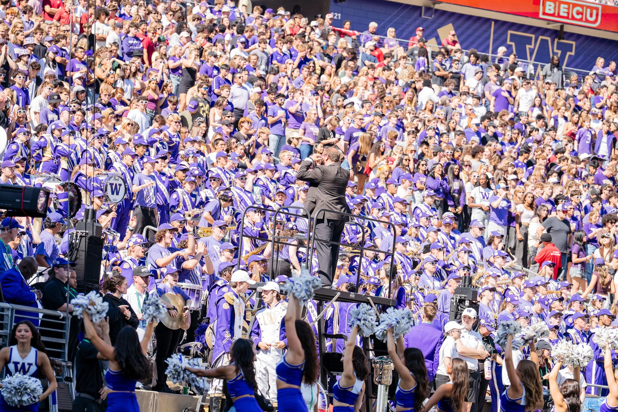 uw wazzu-79.jpg