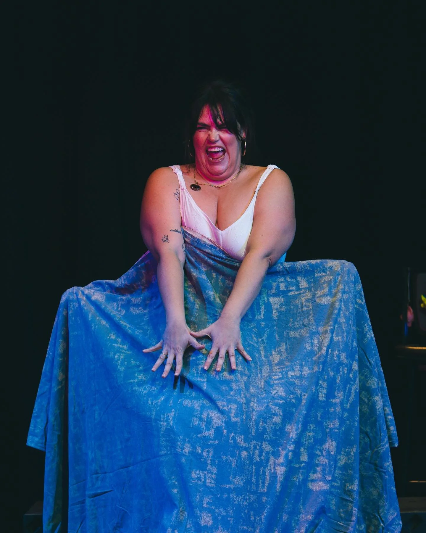 Learning How To Squirt by Daniela Gonzalez y Perez (they/them)
Directed by Mariana Carrẽno King (she/her)
Intimacy Coordination by Shea Madison (she/her)
Featuring:
Nikki Garza (she/her)
Jasmyn Unique Tilford (she/her)

✨ SAPPHEST IV. SAT JAN 31 &amp