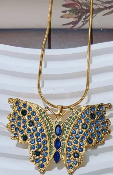 304-Stainless-Steel-Butterfly-Vacuum-Plating-In-Furnace-Zircon-Plated-18K-Real-Gold-Vintage-Style-Luxury-Romantic-Snake-Chain-Lobster-Clasp-Gold-Necklace-1.jpg