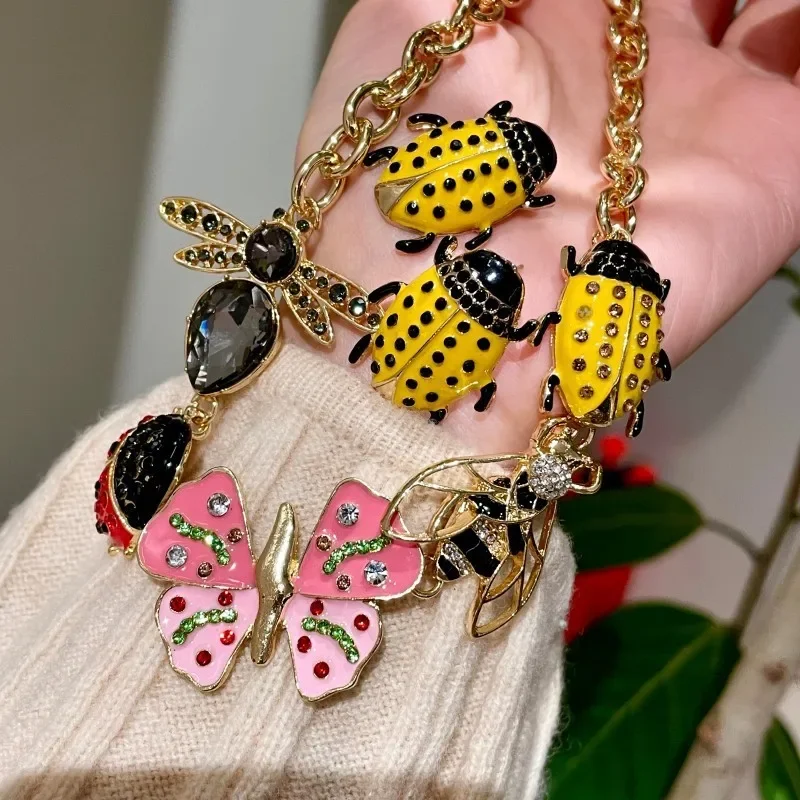 Vintage-Necklace-Colorful-Insect-Series-Sweater-Chain-Collarbone-Chain-Zinc-Alloy-Mixed-Colors-Vintage.webp