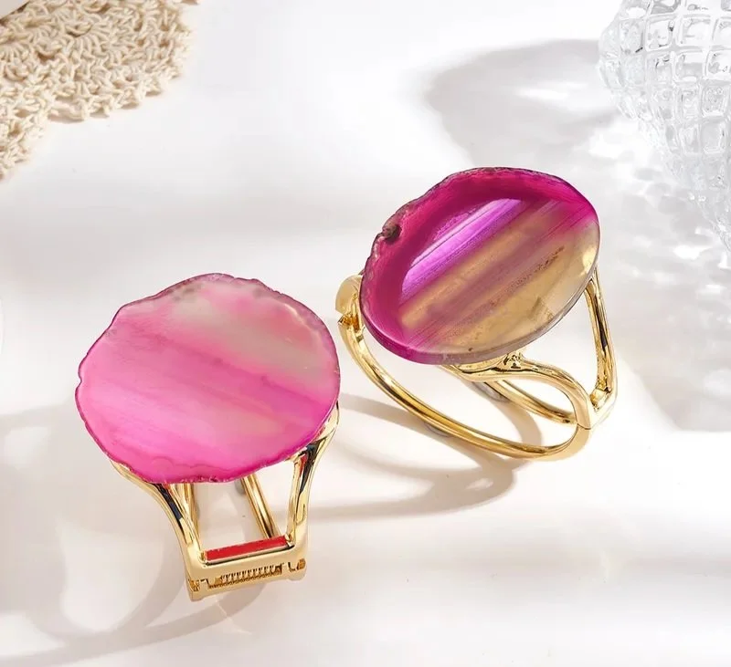 Hot-Selling-Fashion-Exaggerated-Alloy-Colorful-Agate-Slice-Bracelet-Irregular-Red-Agate-18K-Gold-Plated-Electroplated-Color-Retaining-Casual-Vacation-Style-2.jpg
