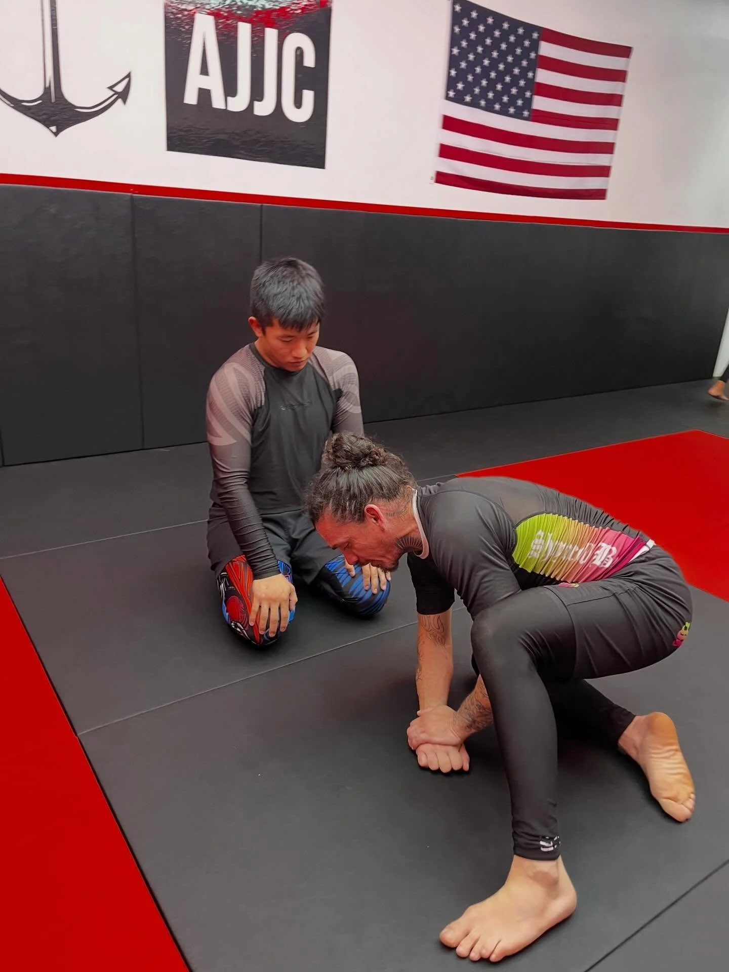 Just another smooth NoGi Monday to start the week rite 🫡⚓️🏴&zwj;☠️ #whatatimetobealive #postivemindset #enjoytheprocess #bepresent #stayactive  Chino California Anchor Jiu Jitsu Club