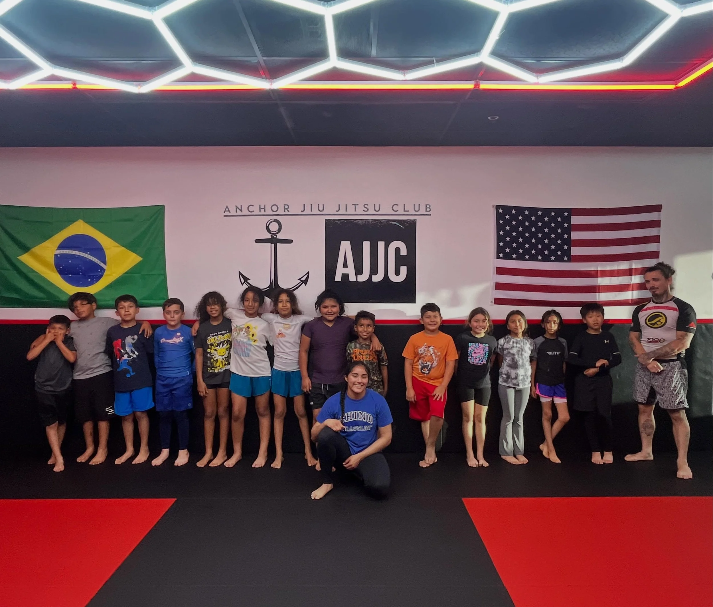 Every Wednesday Wrestling with coach @natalie_blanco1 with kids 7-13 years old  #wrestling #wednesday #grappling #takedown #2points ✌️Chino California team Zenith