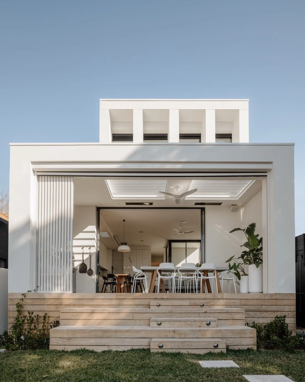 RANDWICK 

@offtapplumbingptyltd 
@trend_joinery 
@doyleelectrical
@urbantechroofing 
@sitewide_flooring 
@trend.landscapedesign 

#prodesignbuilding