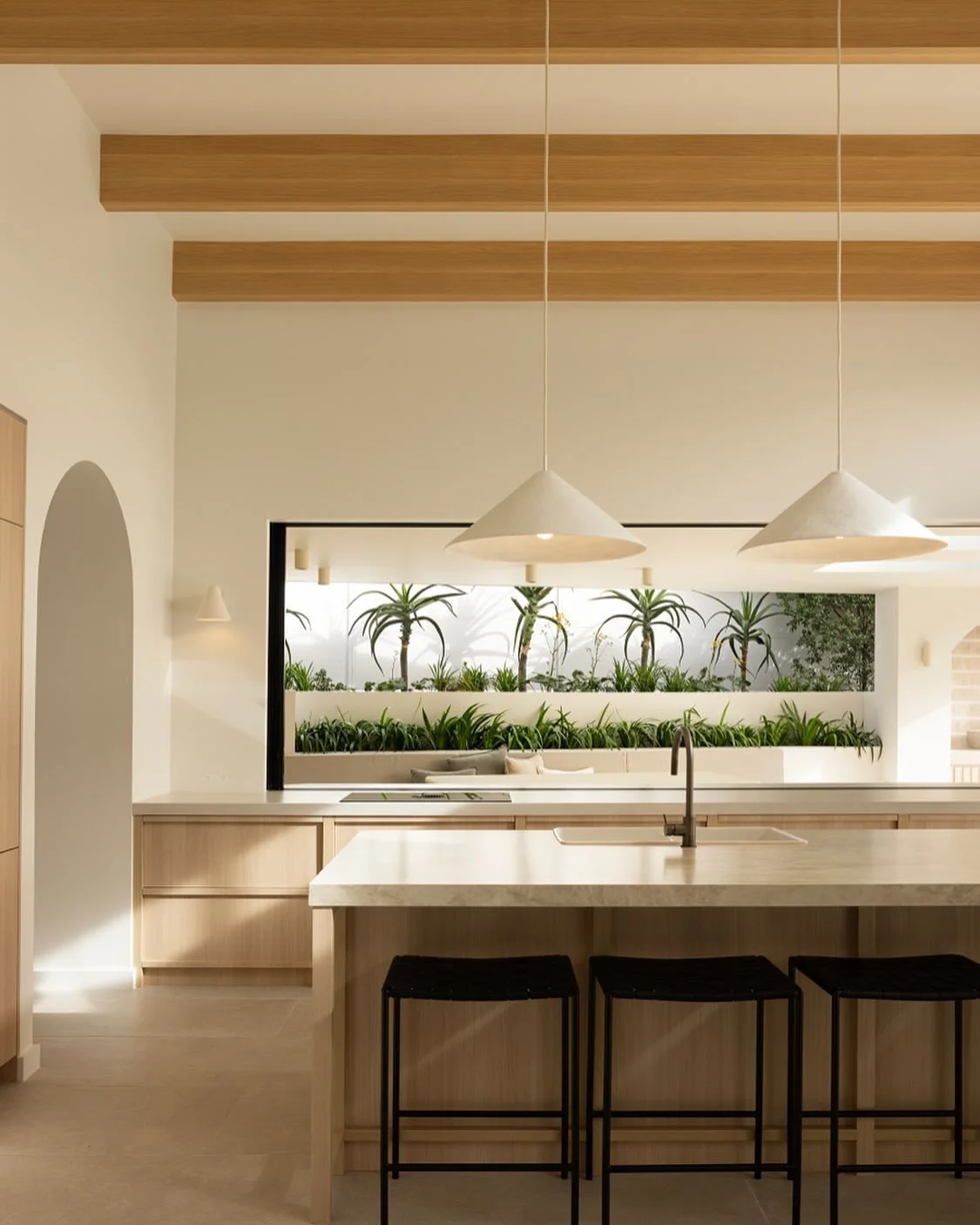 Sneak peak of the kitchen at CASA OLEA 👀

Project: @casaolea_cronulla
Builder: Pro Design Building
Materials Selections &amp; Styling: @studiohausco_
Interior Design: @lowiinteriors