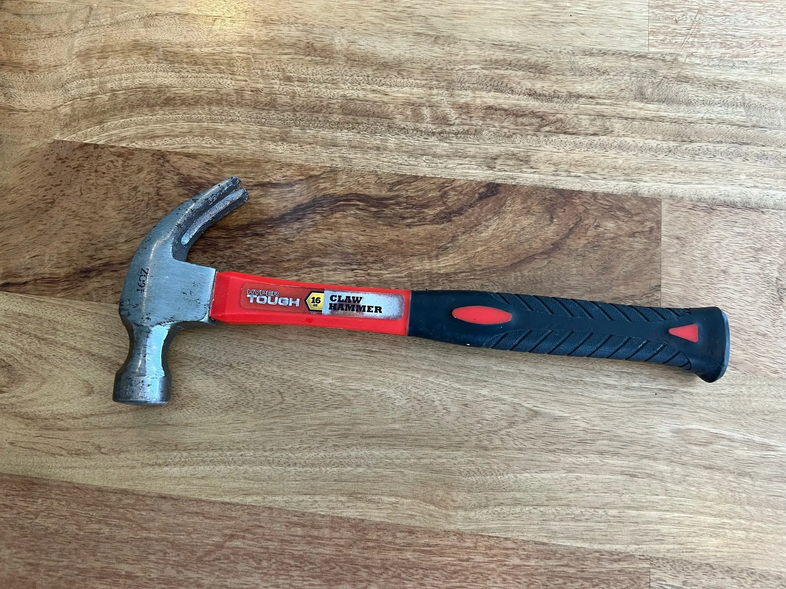 Used 16 oz claw hammer
