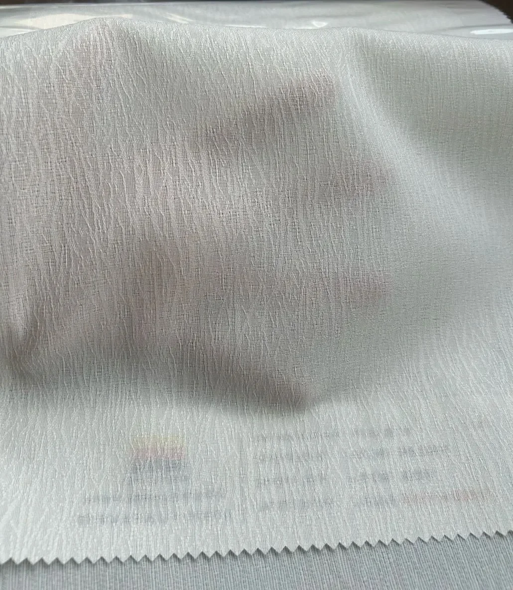 CMY-4 off white
Silky Yarn Jacquard Artwork