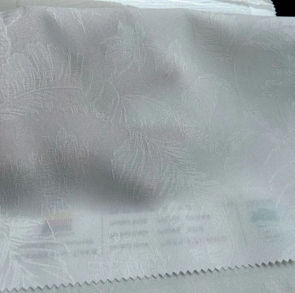 CMY-18 white
Silky Yarn Jacquard Artwork