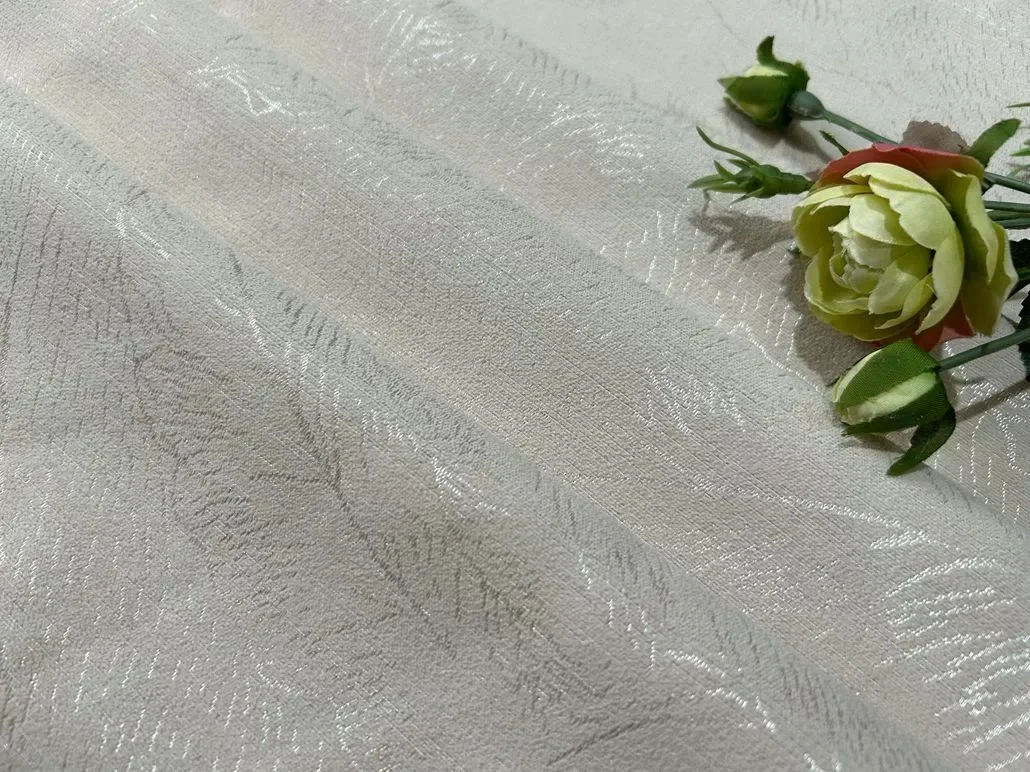 Fabric Code: 9923
chenille jacquard feather blackout