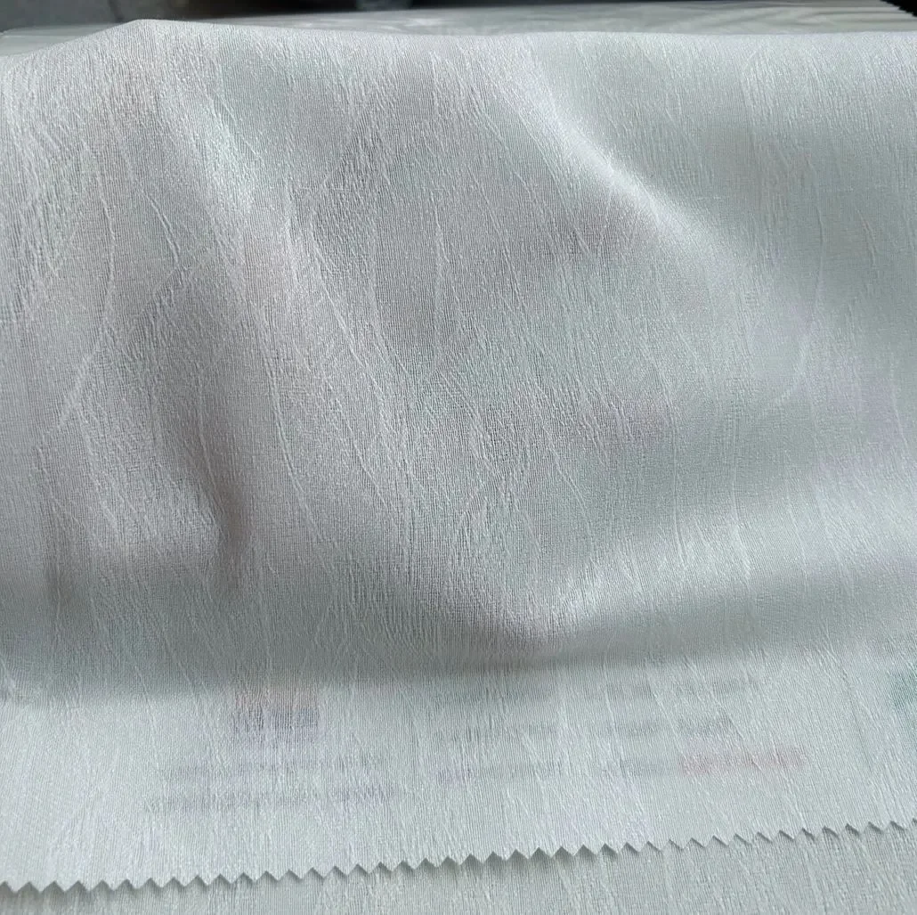 CMY-11 off white
Silky Yarn Jacquard Artwork