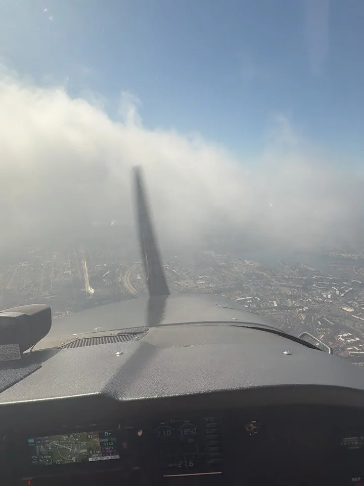 Cloud surfing back from Long Beach

#theplanewiththedragontattoo #generalaviation
