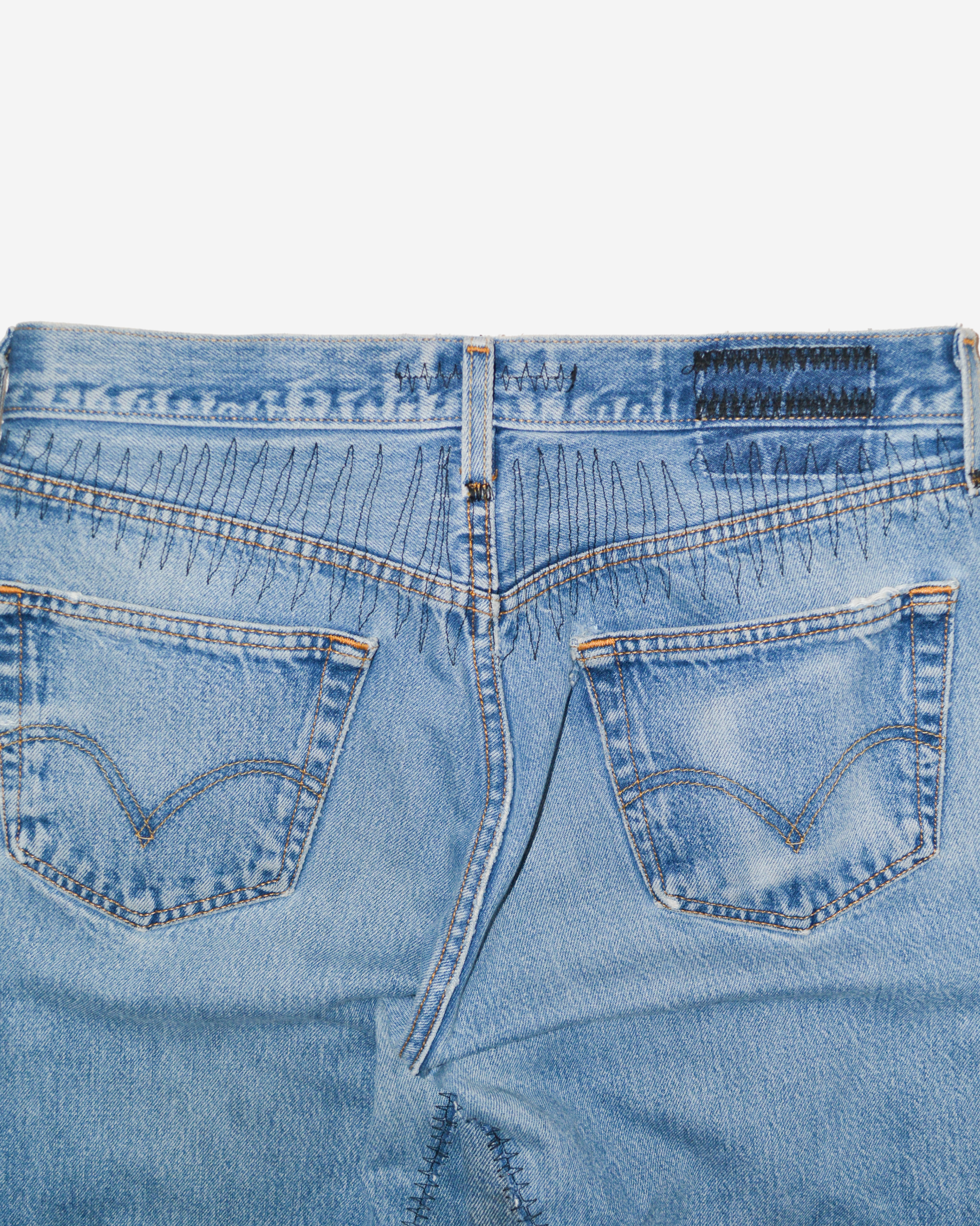 camo Double knees back close up.png