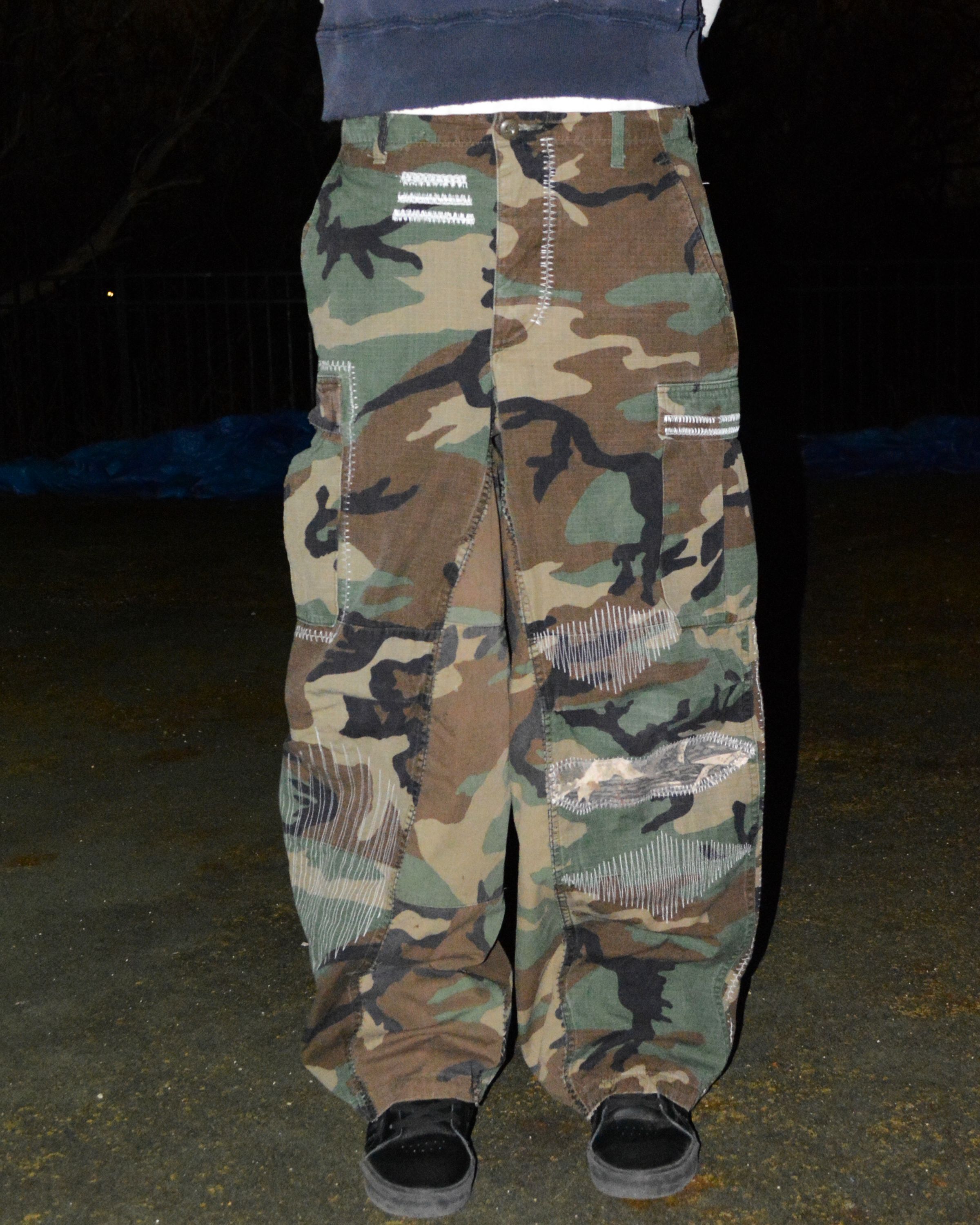 camo pants on arlo close up.png