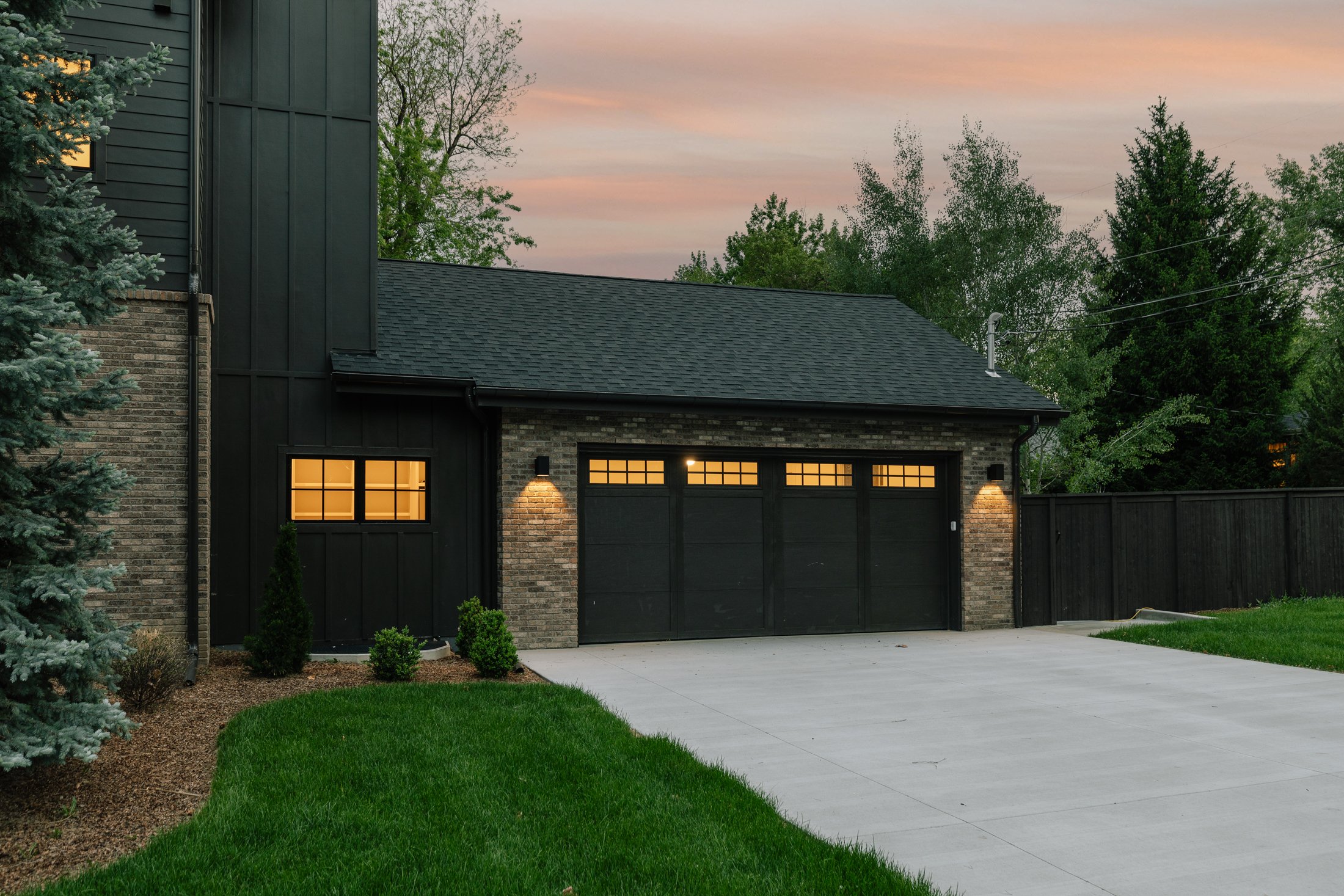 295 N Kearney St-twilight-005.jpg
