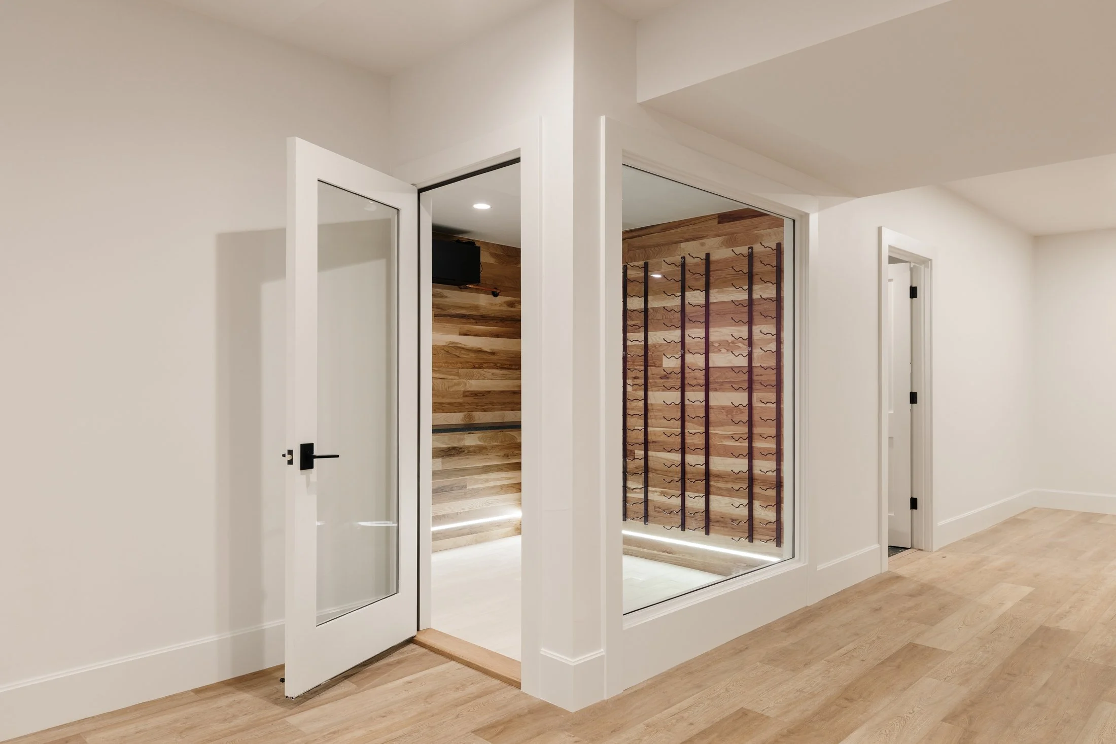 295 N Kearney St-047.jpg