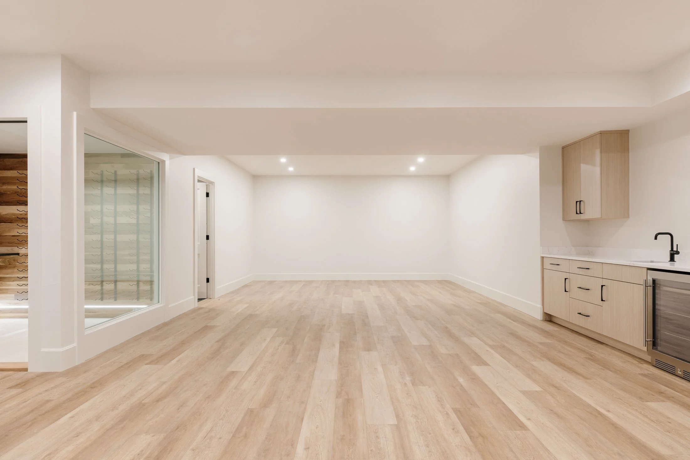 295 N Kearney St-045.jpg