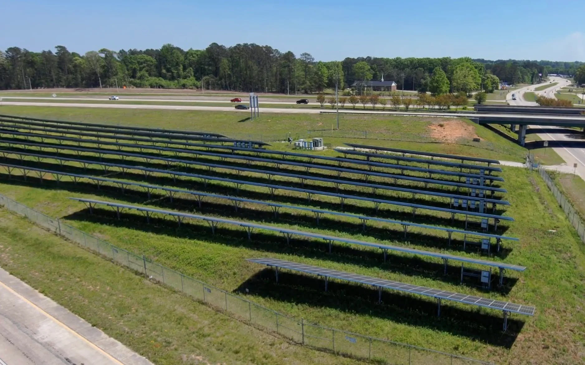 The Ray is excited to host leadership from the Michigan Department of Transportation (MDOT) on The Ray Highway next week!

Our partnership began through the AASHTO Moonshot program, with a shared goal of exploring right-of-way (ROW) solar as a scalab