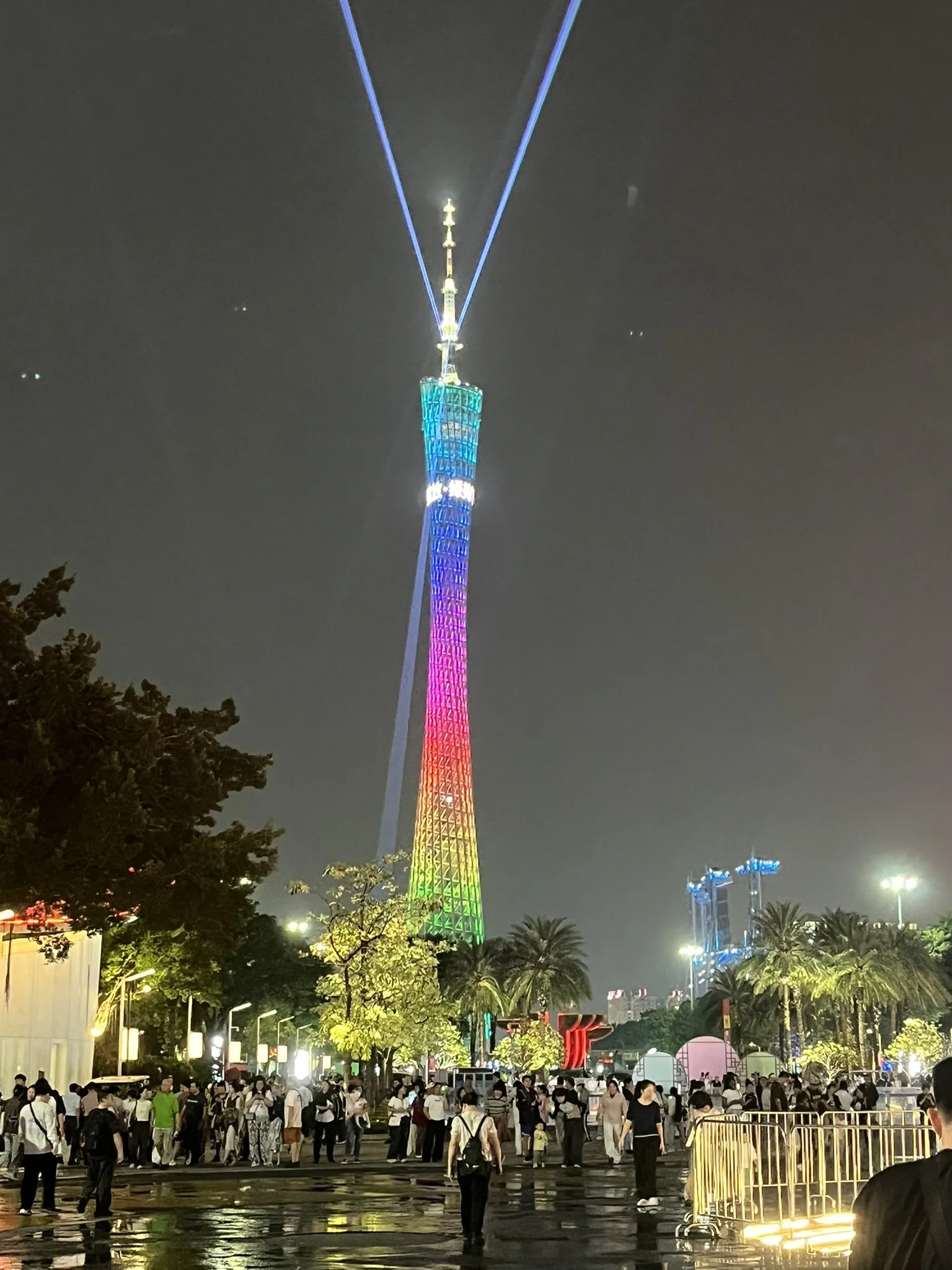 Canton Tower at night