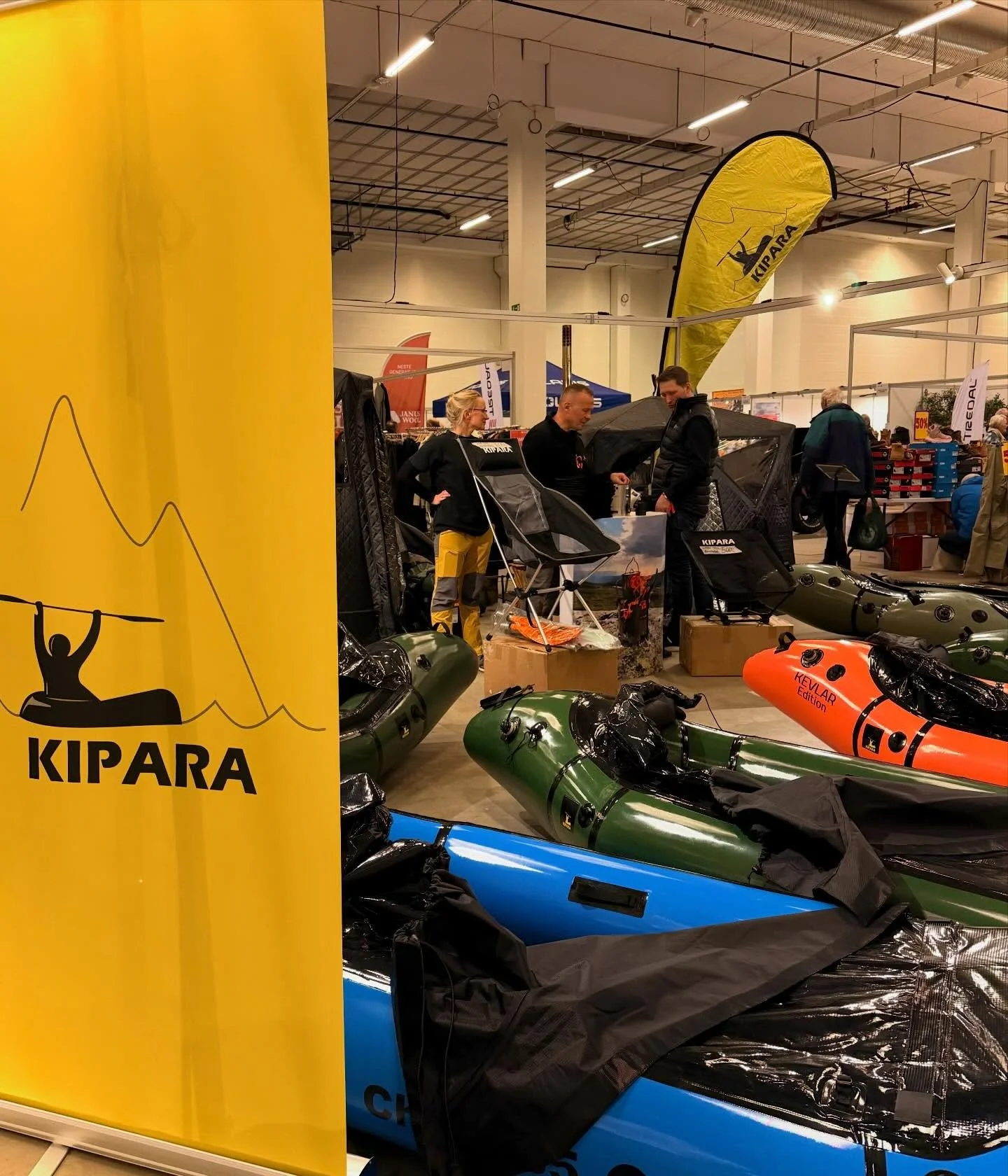 GOD L&Oslash;RDAG🥳
Vi er klare for ny dag her p&aring; Hyttemessen! Vi minner om at du finner mye g&oslash;y for uteaktiviteter i hall 2 - fra bl.a. Kipara, Polaris, Utp&aring;tur, Tredal, Nordlys sport! 

&Aring;PNINGSTIDER
Fre-l&oslash;r: 10-18
S&