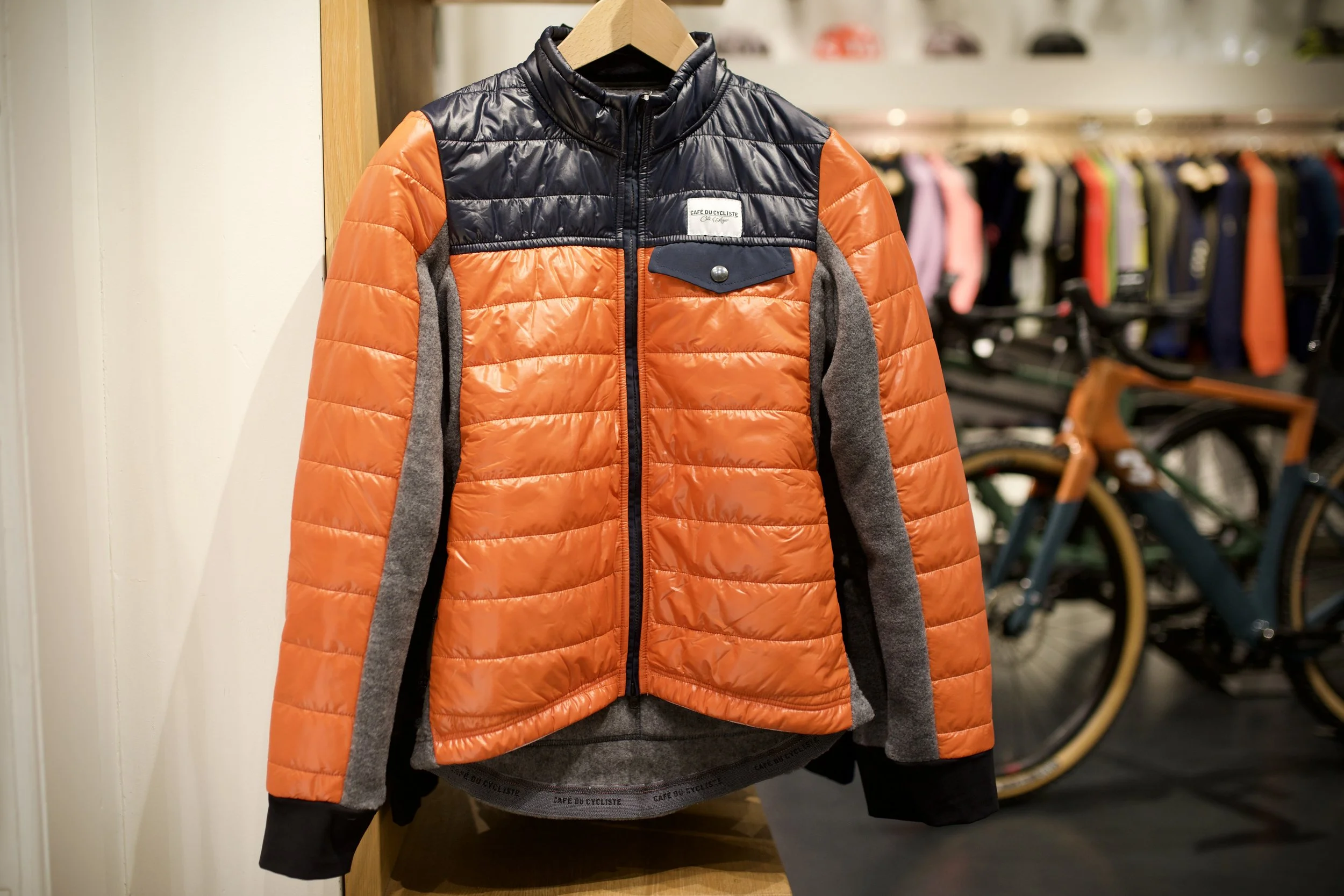 CAFÉ DU CYCLISTE - WOMEN'S ALBERTINE JACKET.