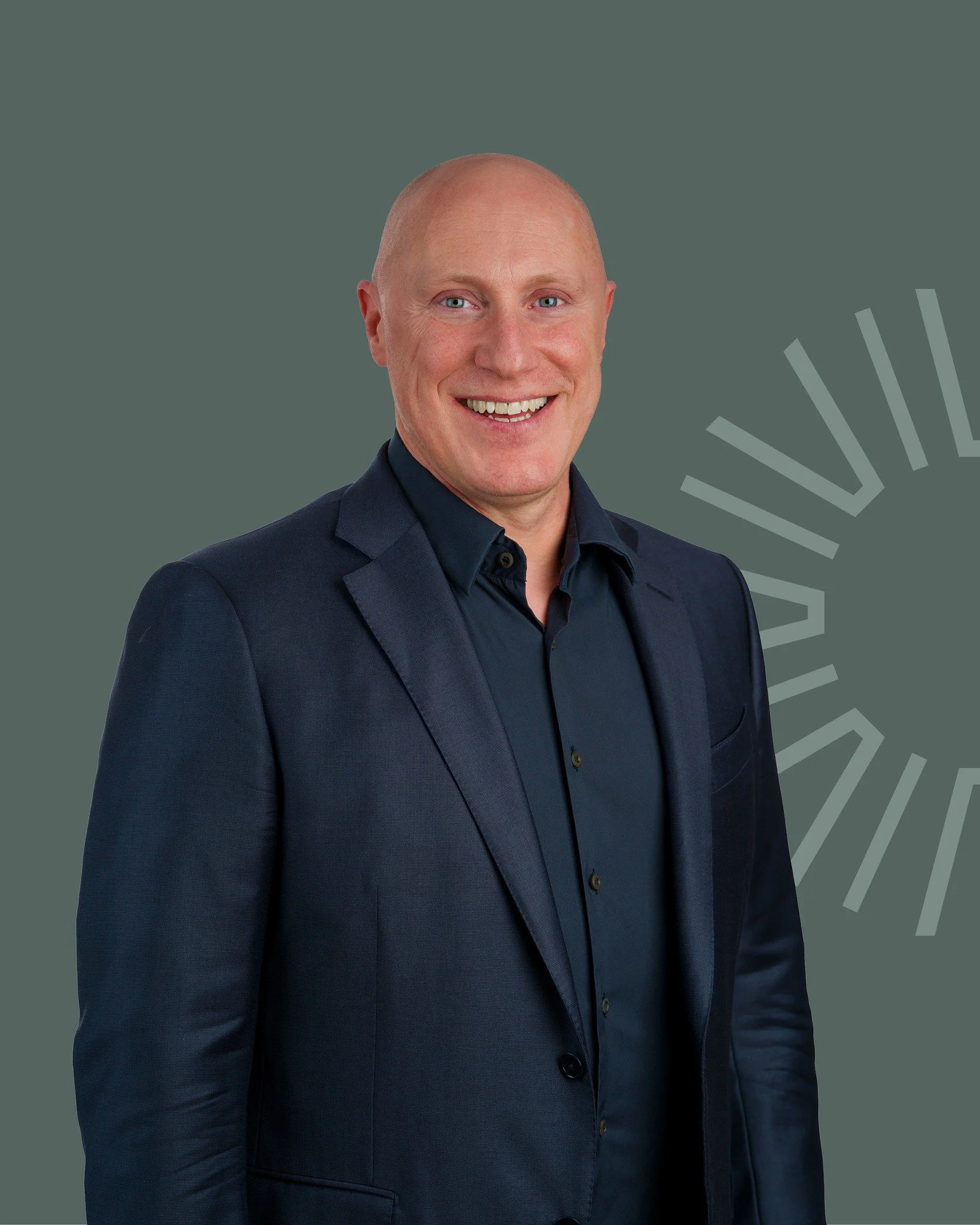 "Herzlich willkommen bei Viventia, Peter!
 
Ich freue mich sehr, dass Peter Bindsch&auml;del seit dem 1. Februar 2026 unser Team bei der Viventia Immobilien AG verst&auml;rkt.

Peter bringt &uuml;ber 15 Jahre Erfahrung in der Immobilienbranche m