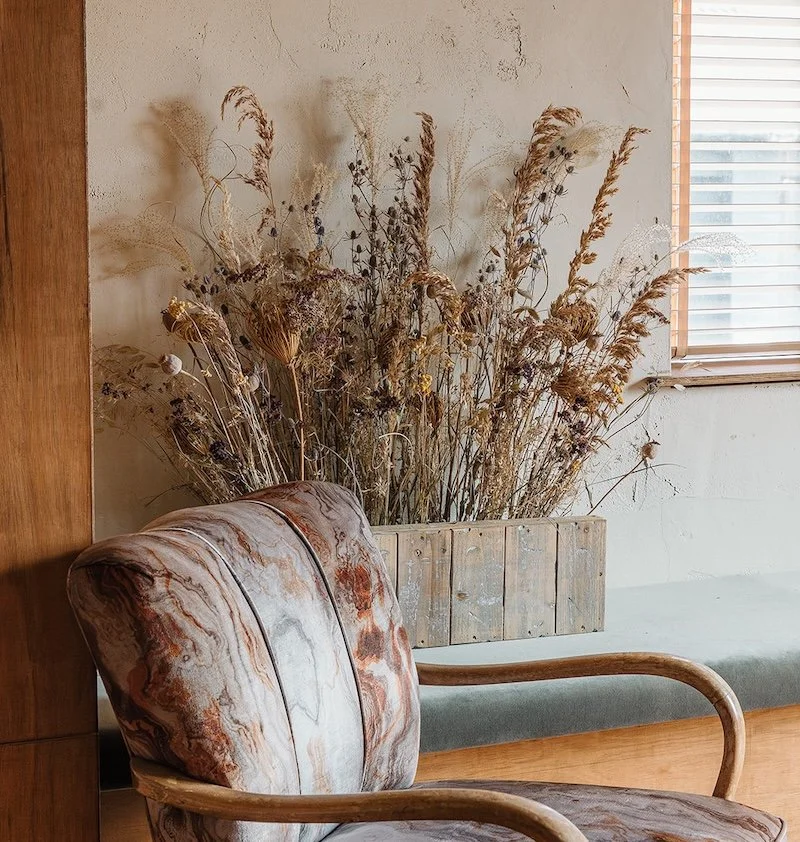 7 Reasons Dried Flowers Are Perfect for Commercial Interior Decor