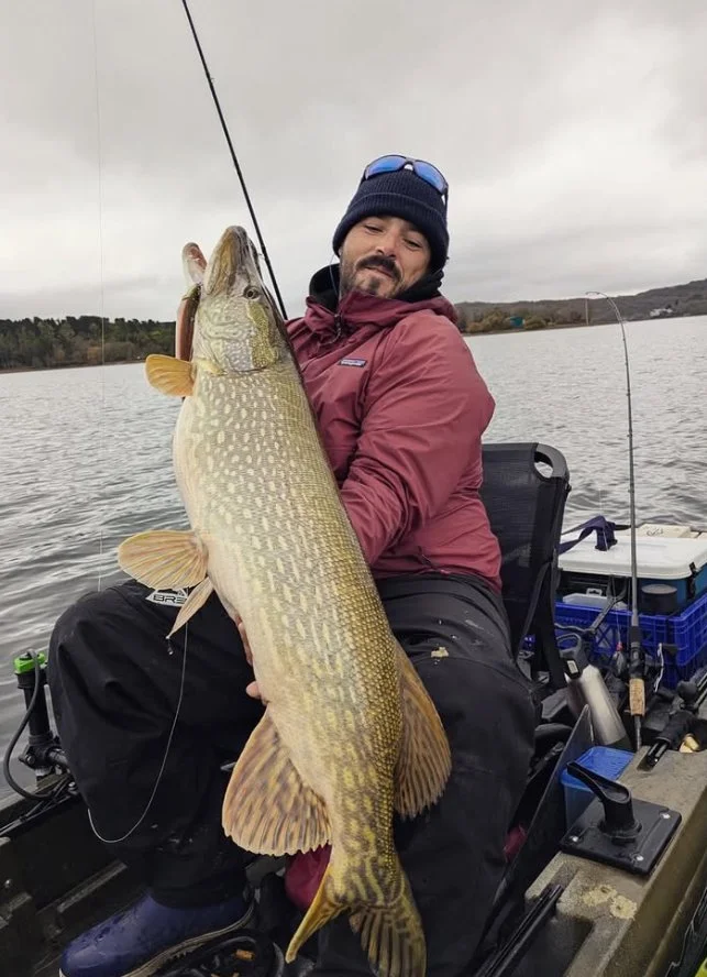 Kayak experience, loisirs , activité nautique, séjours de pêche, grand brochet, patagonia, black minnow, fiiish, shimano