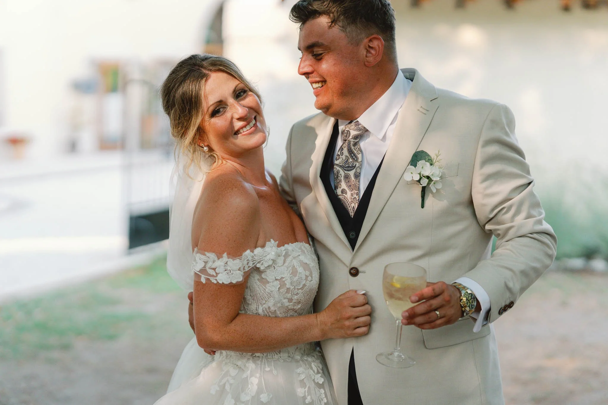 Candid smiling portrait of bride and groom at Paradis des Vignes, Charente