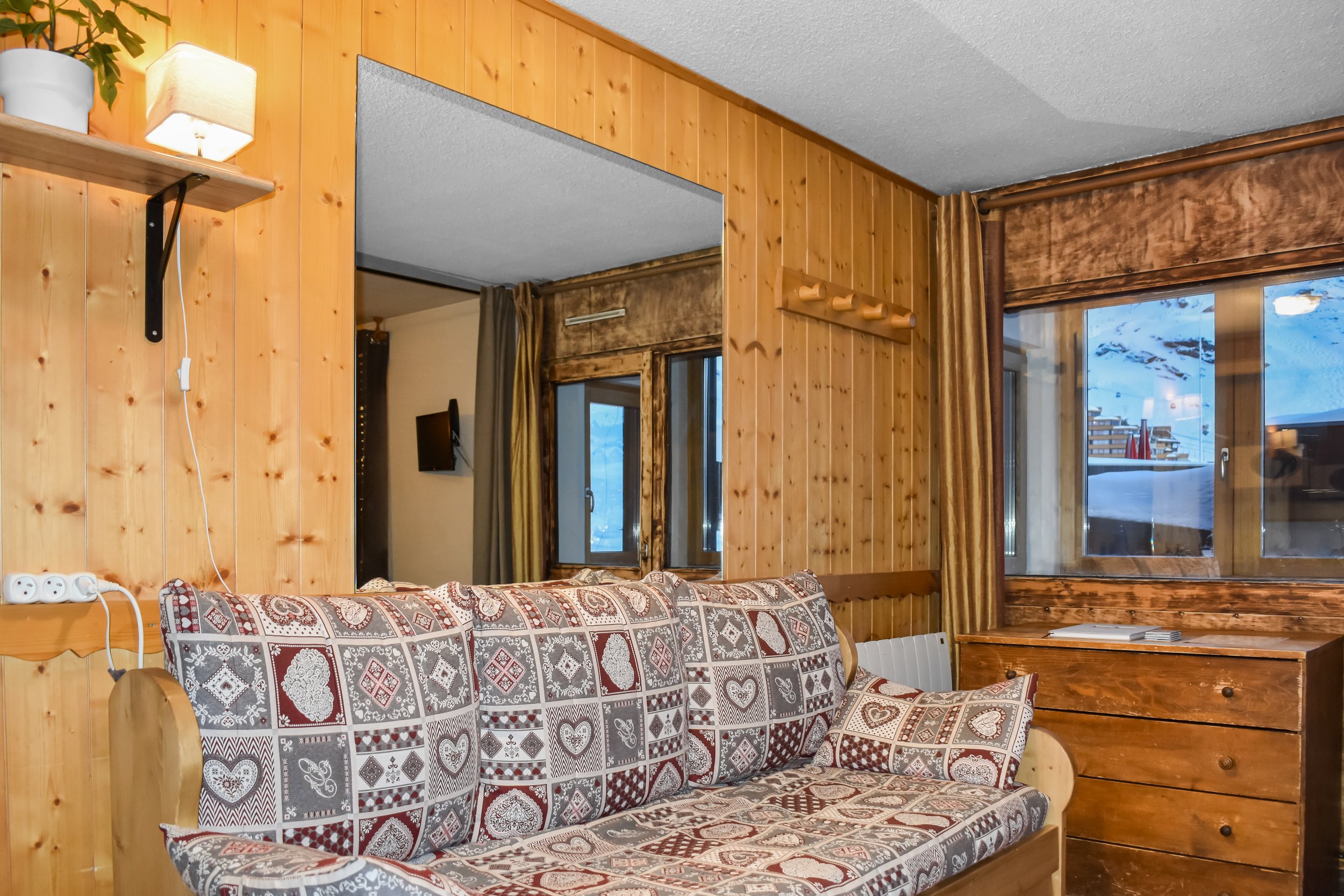 LivingRoom.jpg