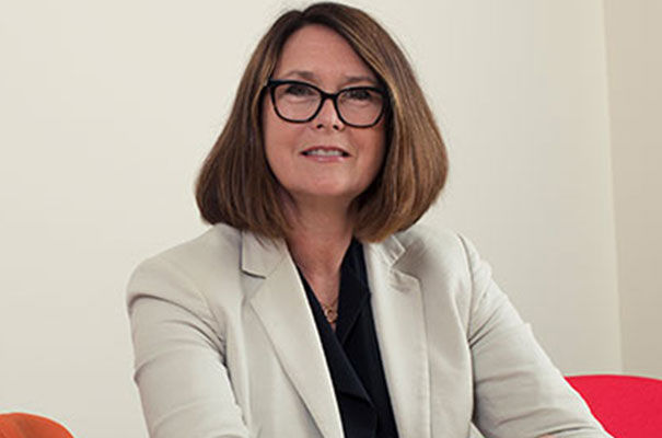 King bids to become queen of women entrepreneurs