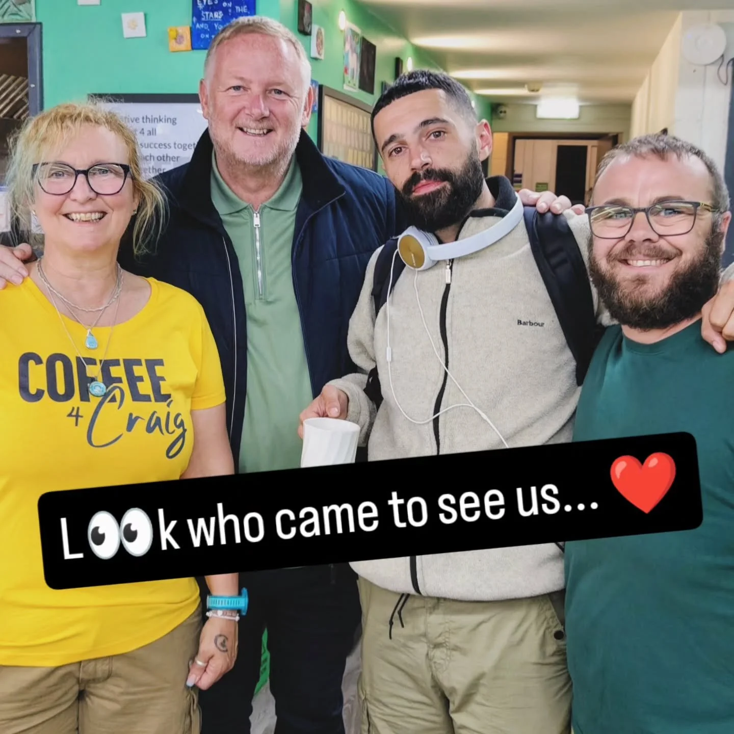 The phenomenal David May (Maysie) came to drop off donations and meet some of our guests. He is an absolute legend and we're honoured to have met him. 

Thanks to Ant for the intro ❤️
#united #99 #manchester #homeless