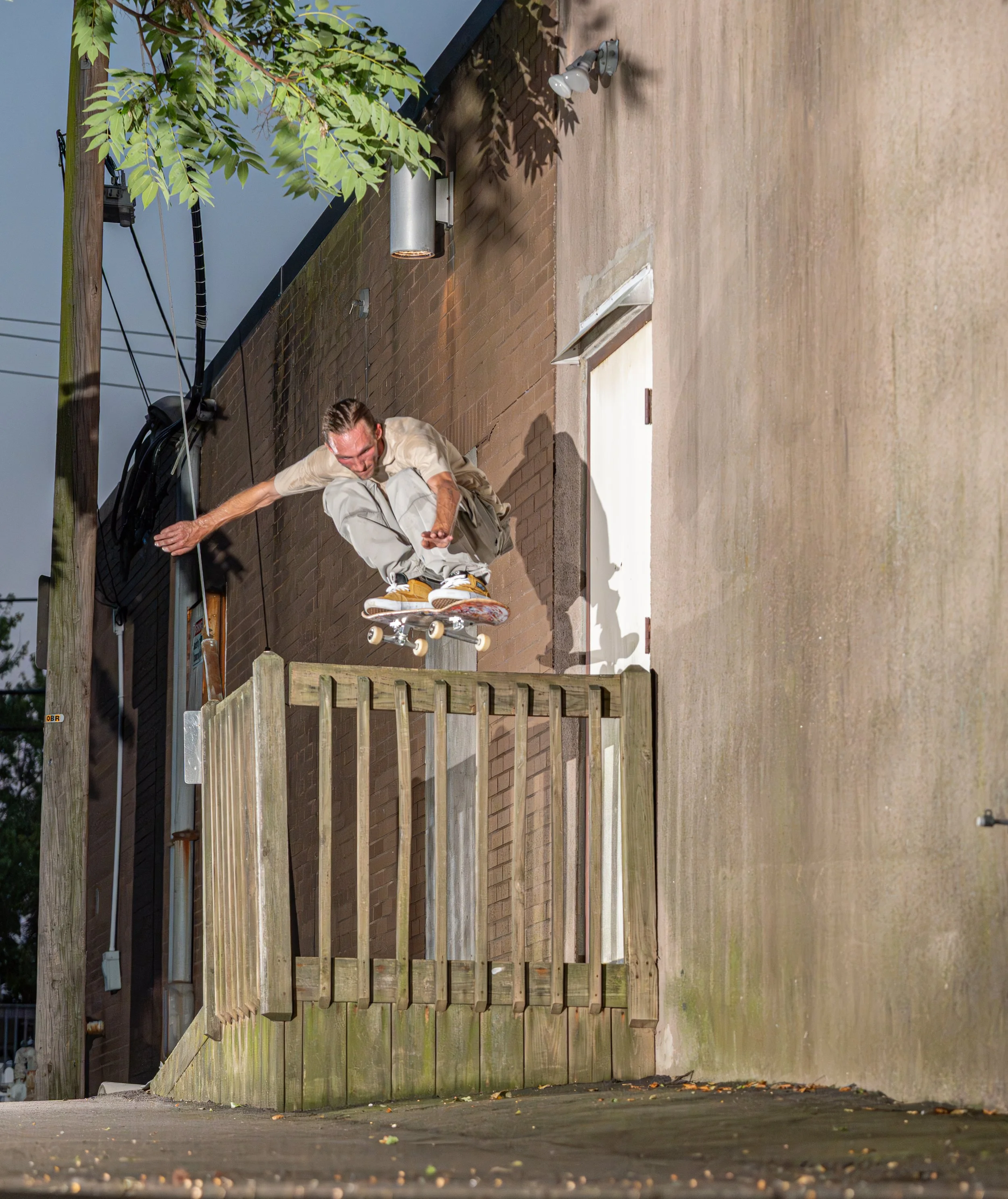 John L  - Ollie, Photo - Sean Varga.JPEG