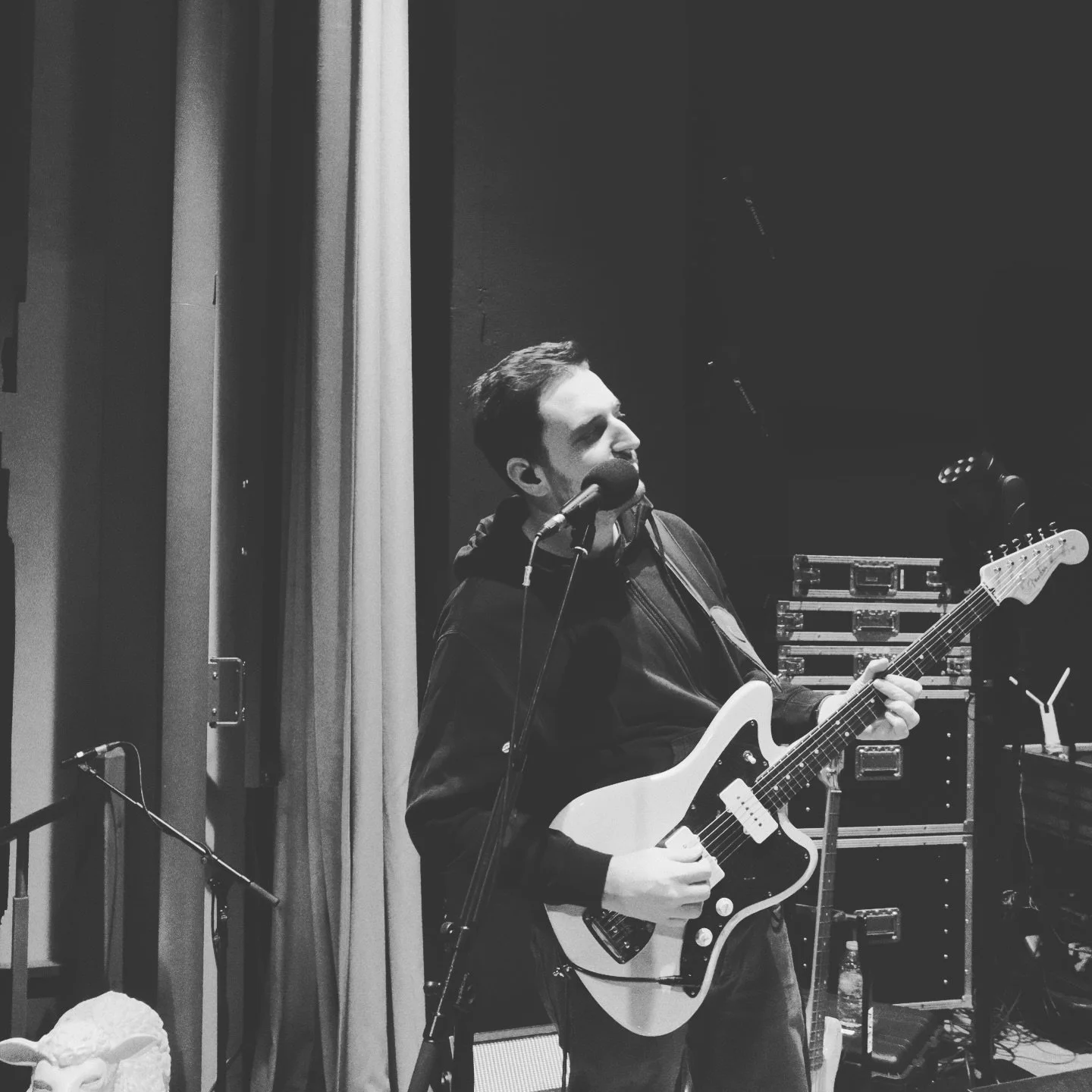 hello everybody, time for some self promotion. I have been focusing more and more on mixing, especially for other artists, which has been very fullfilling. So if you need your song mixed and/or produced, hit me up, I would love to work on new project