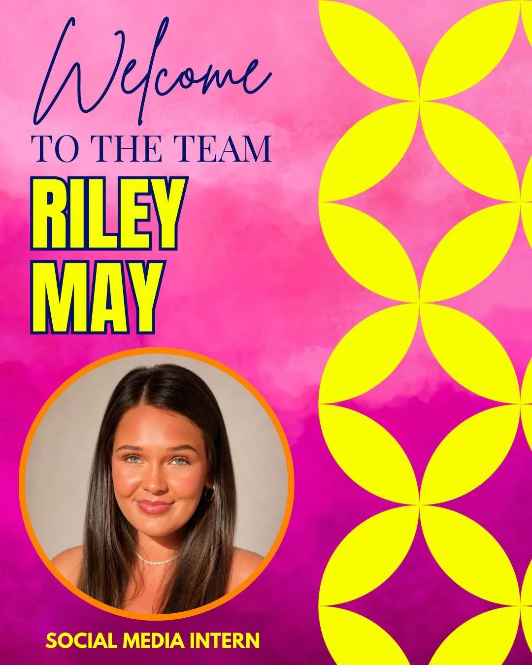 SociaLily Design would like to welcome Riley May to our team! Riley will be joining us as an intern, and we are so excited to have her on our team!