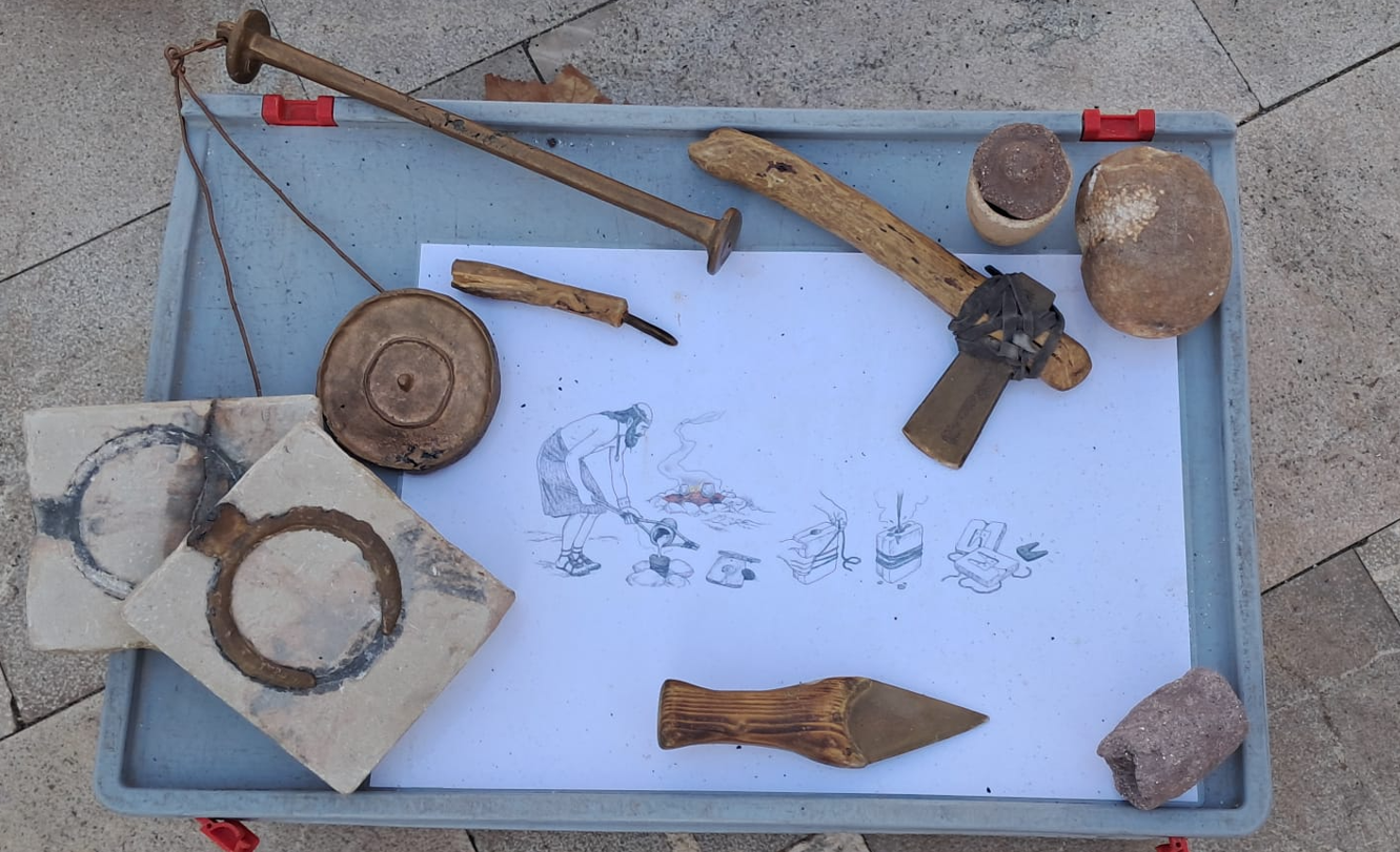 Some Island History brought to life: Bronze Smelting- the ancient method.