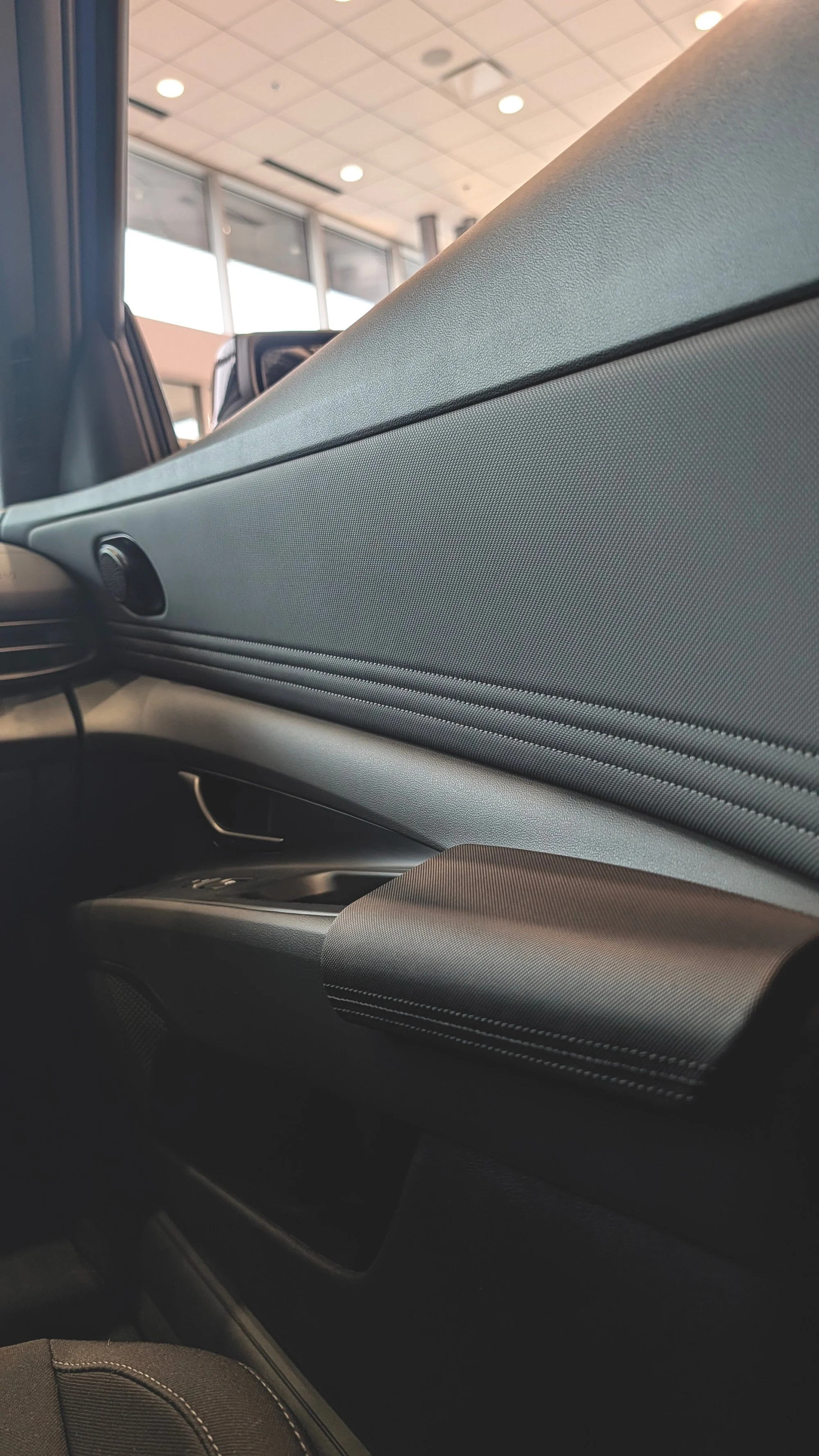 Tri-Stitched CN7 Front Door Armrest (Pair)