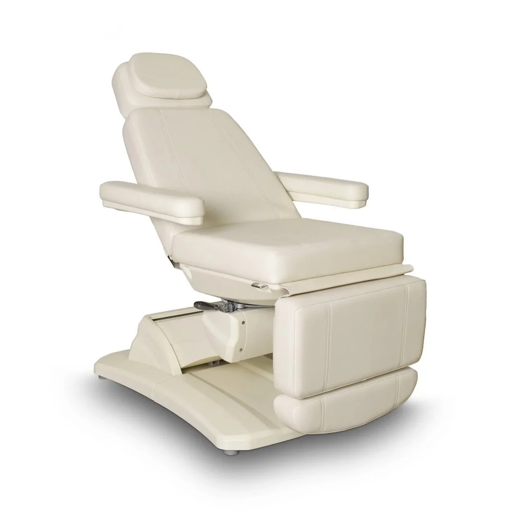 Aries 4 CR - 1000 x 10005.jpg