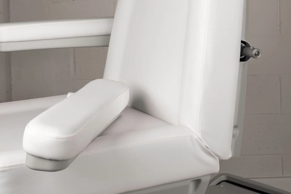 Aries 4 W Detail - 1000 x 10004.jpg