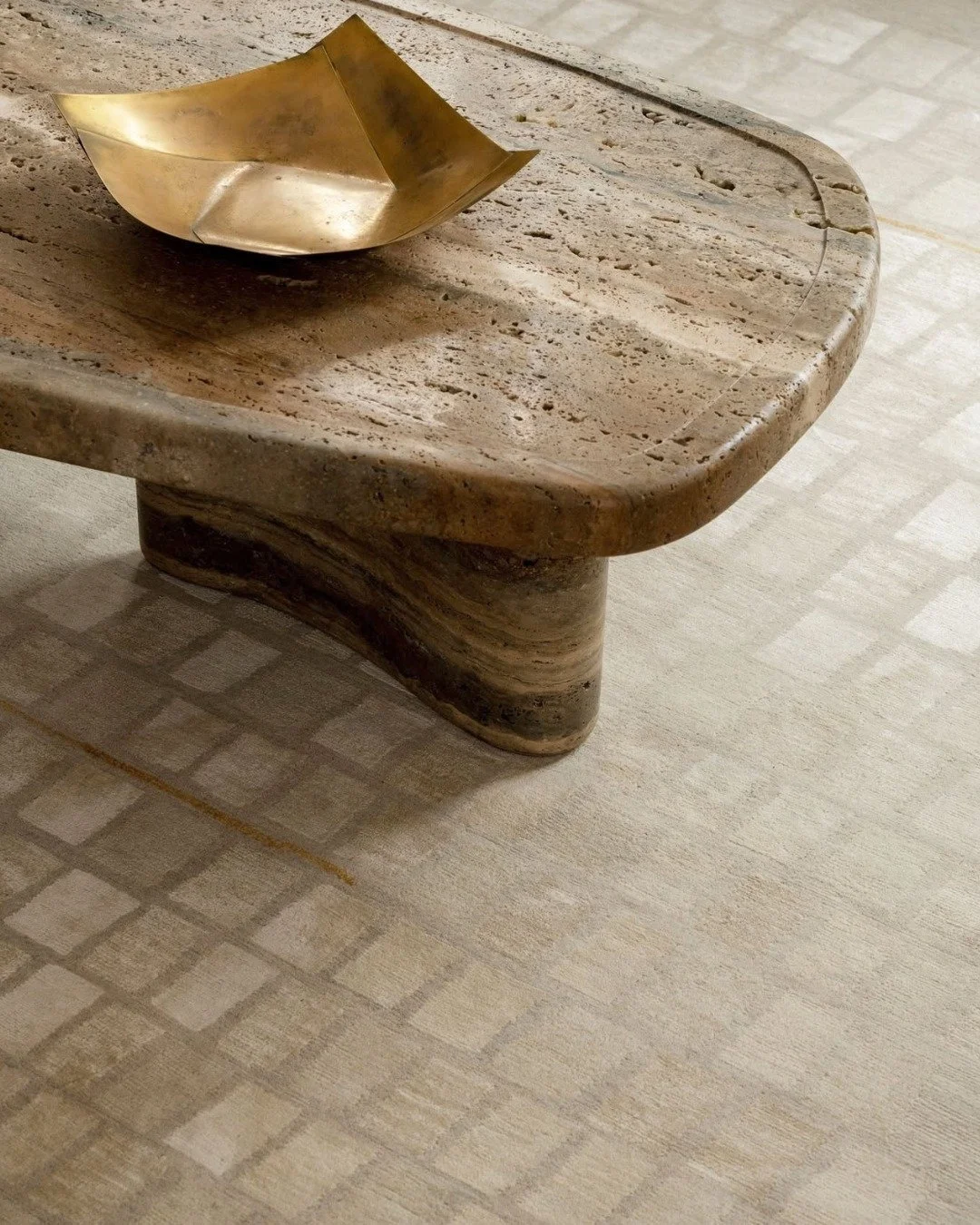 Completely in love with this piece by @charles_zana - the Dune coffee table in Ocean Travertine is a work of art. The sculptural form, the subtle layers in the stone, the quiet presence it brings to a room - total perfection.

Charles Zana&rsquo;s wo