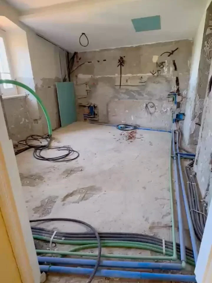 TUSCANY MASTER BATHROOM ✨ 

Exciting site visit to Tuscany last week. It&rsquo;s all systems go!
I&rsquo;m really excited about this master bathroom which will become a space of quiet luxury and a tranquil room to really relax.

@architetto_dania_bal
