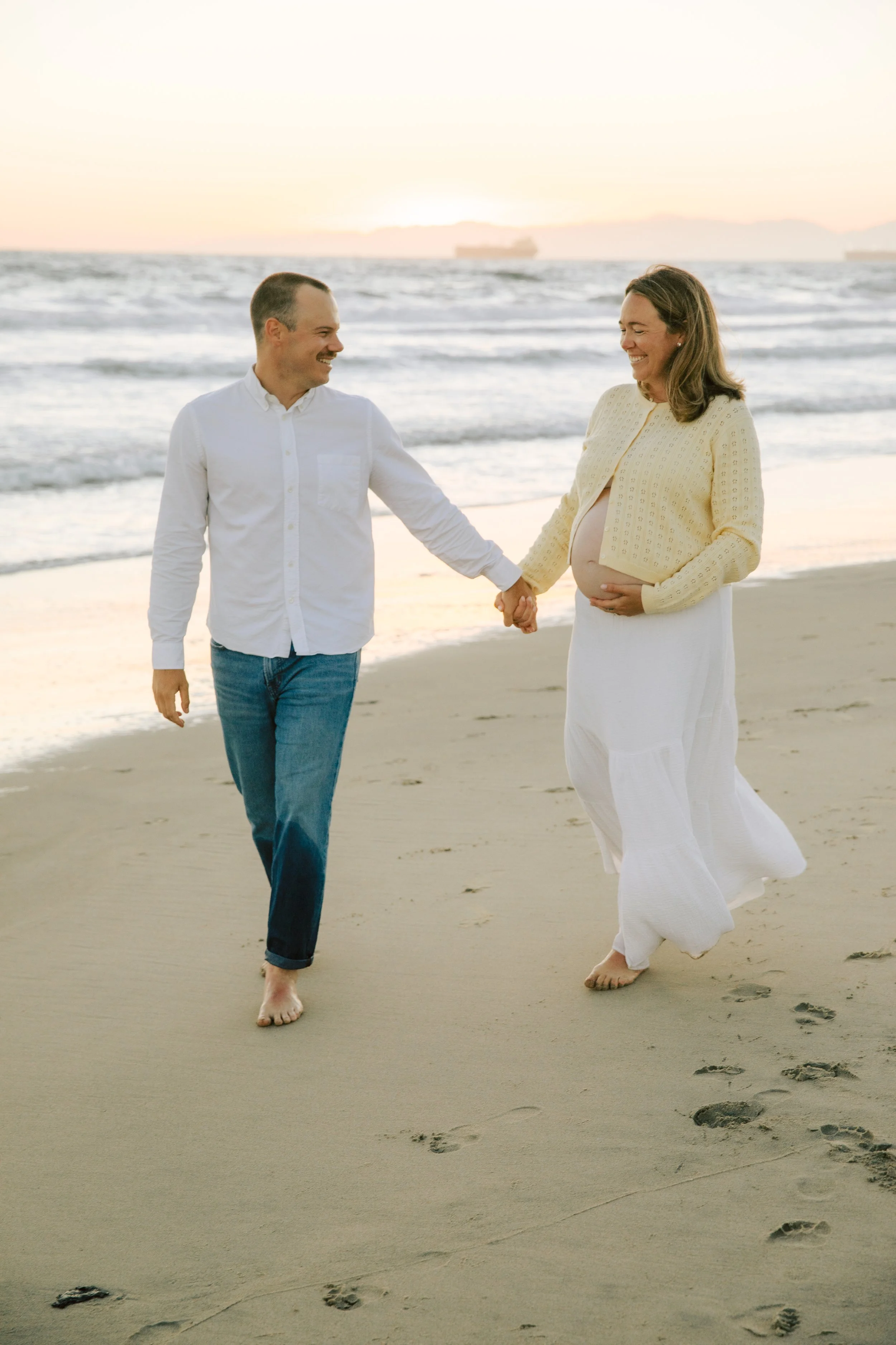 2026-7 Annie and Simon Maternity Manhattan Beach Full-16.jpg