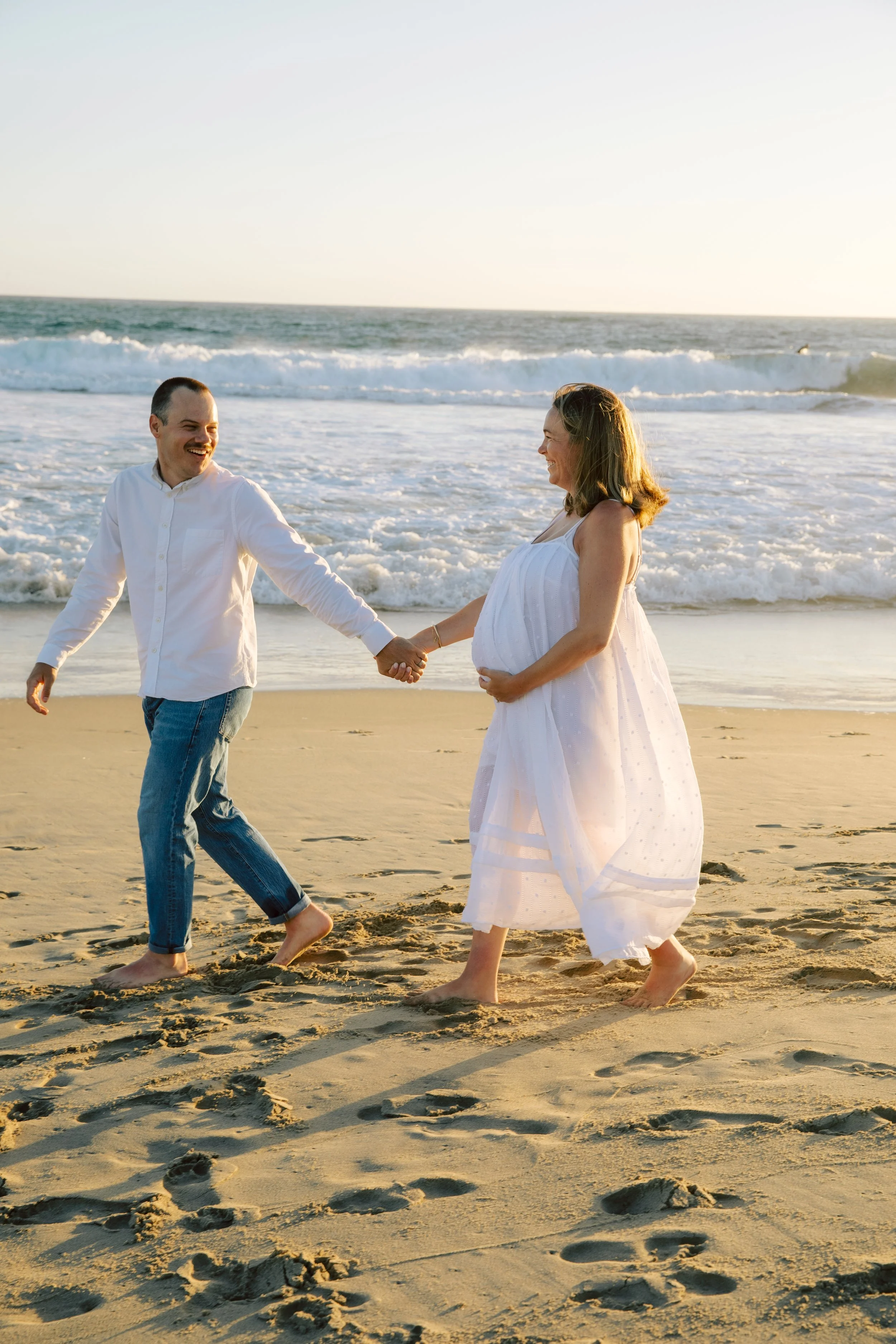 2026-7 Annie and Simon Maternity Manhattan Beach Full-5.jpg